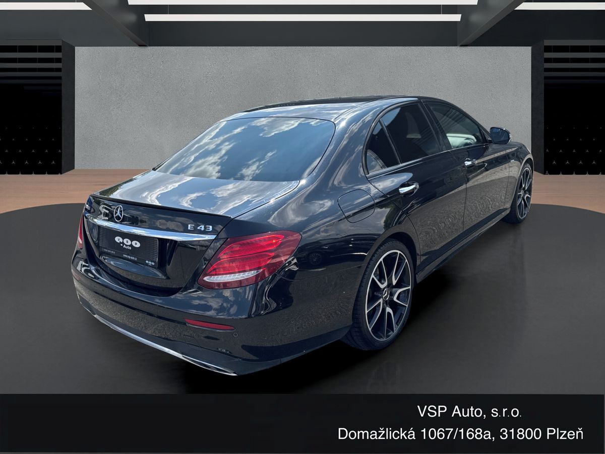 Mercedes-Benz Třídy E, E43 AMG 4MATIC - fotka 5