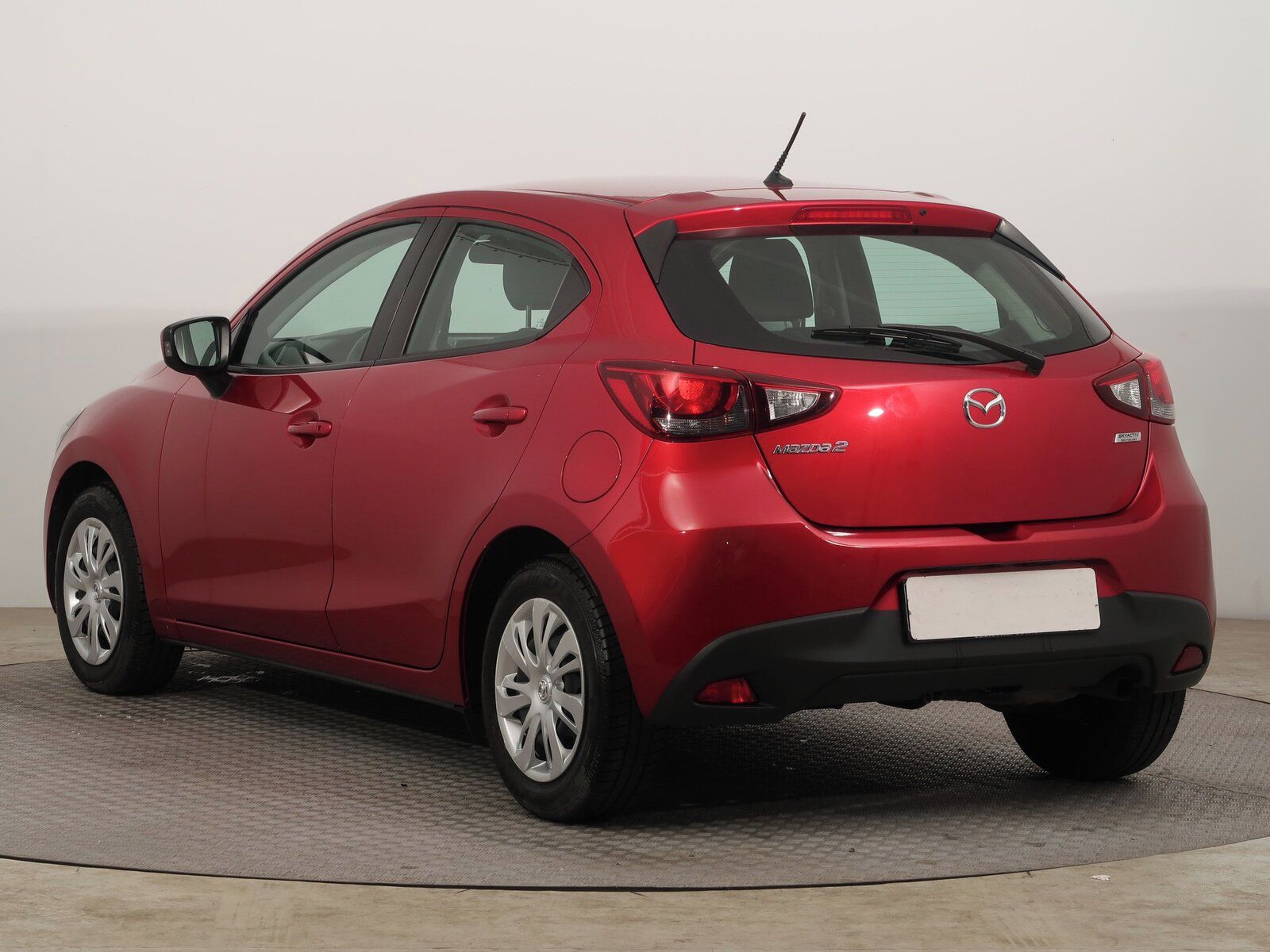 Mazda 2, 1.5 16V, Serv.kniha, Klima - fotka 4