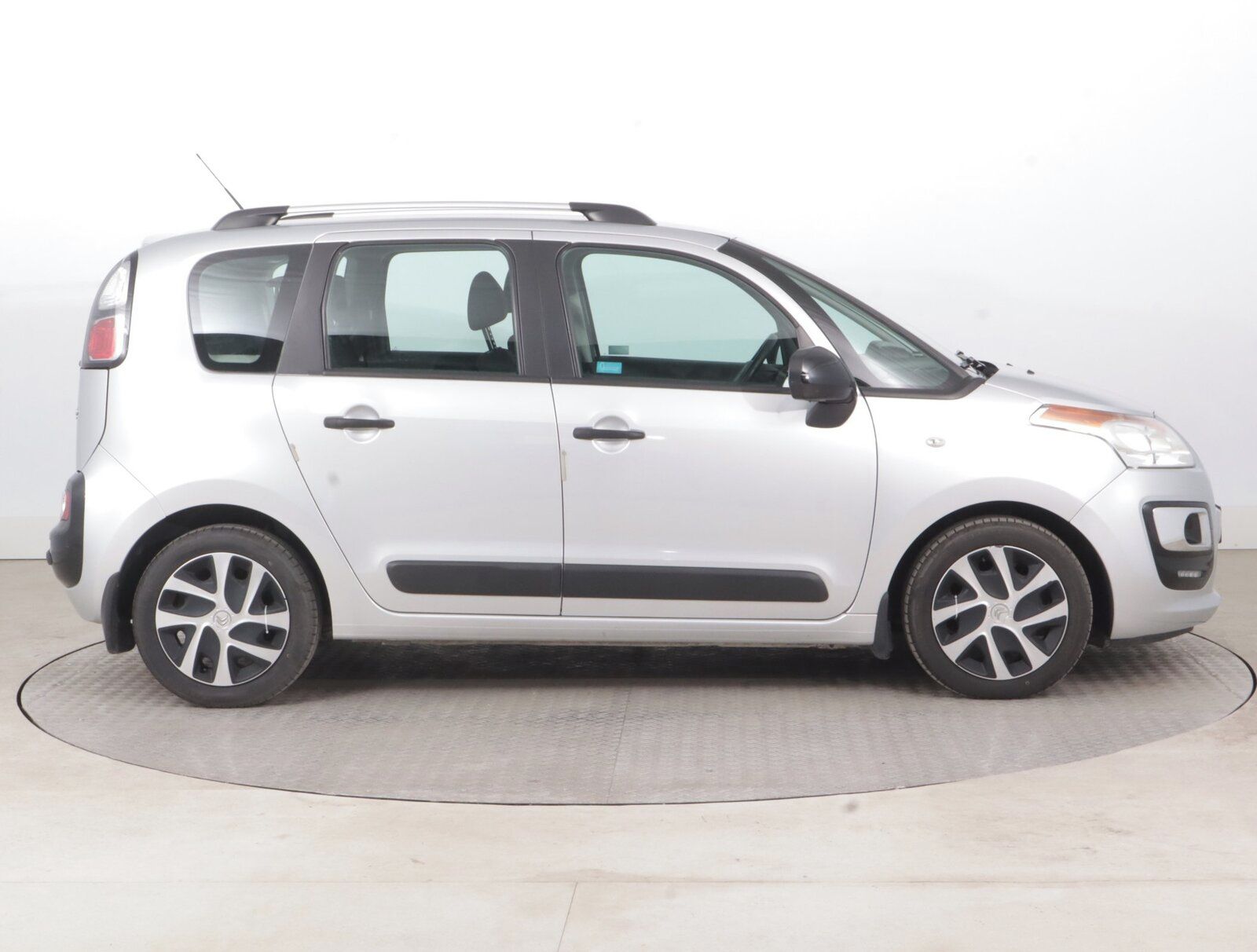 Citroën C3 Picasso, 1.4 i, Serv.kniha, Tempomat - fotka 6