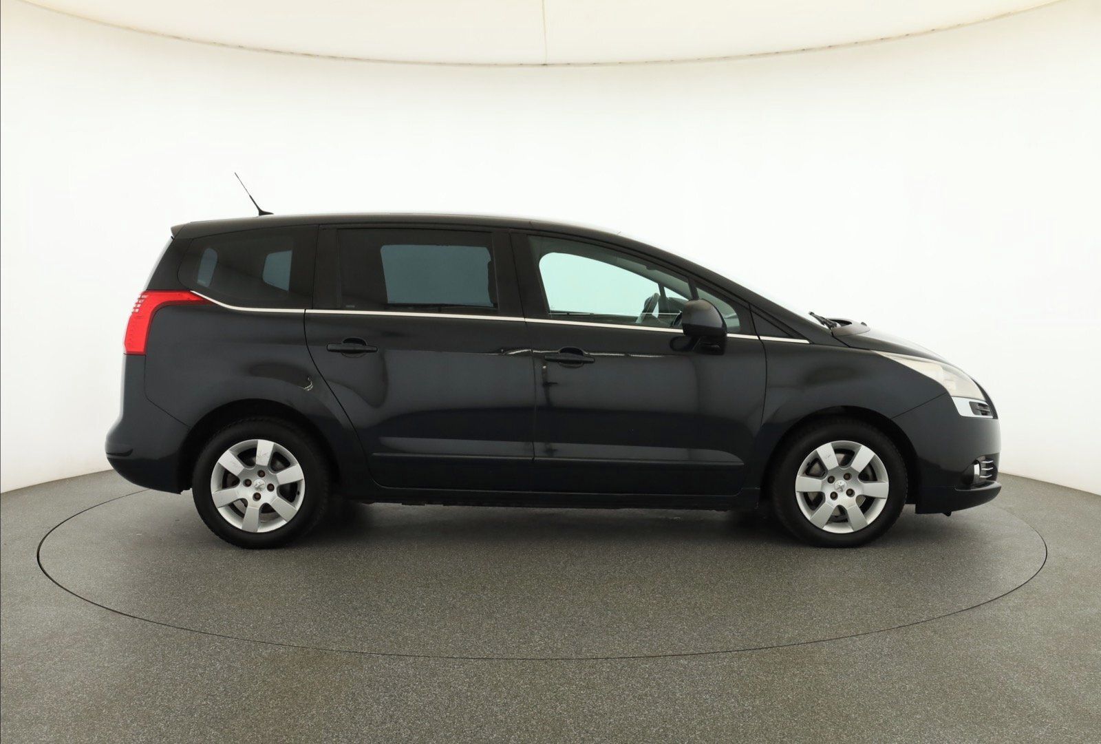 Peugeot 5008, 2.0 HDI, Tažné - fotka 6