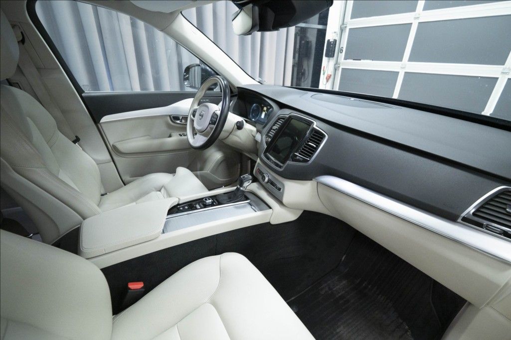 Volvo XC90, 2,0 D5 AWD 1. MAJITEL ČR TAŽNÉ - fotka 6