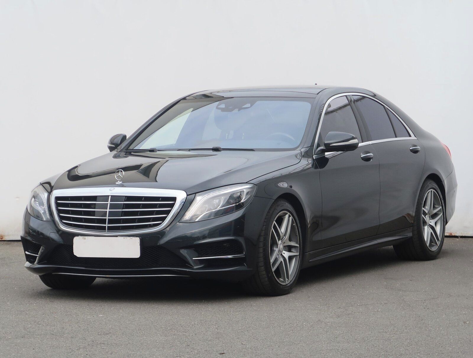 Mercedes-Benz Třídy S, 500 4MATIC, AMG Paket, 4X4 - fotka 2