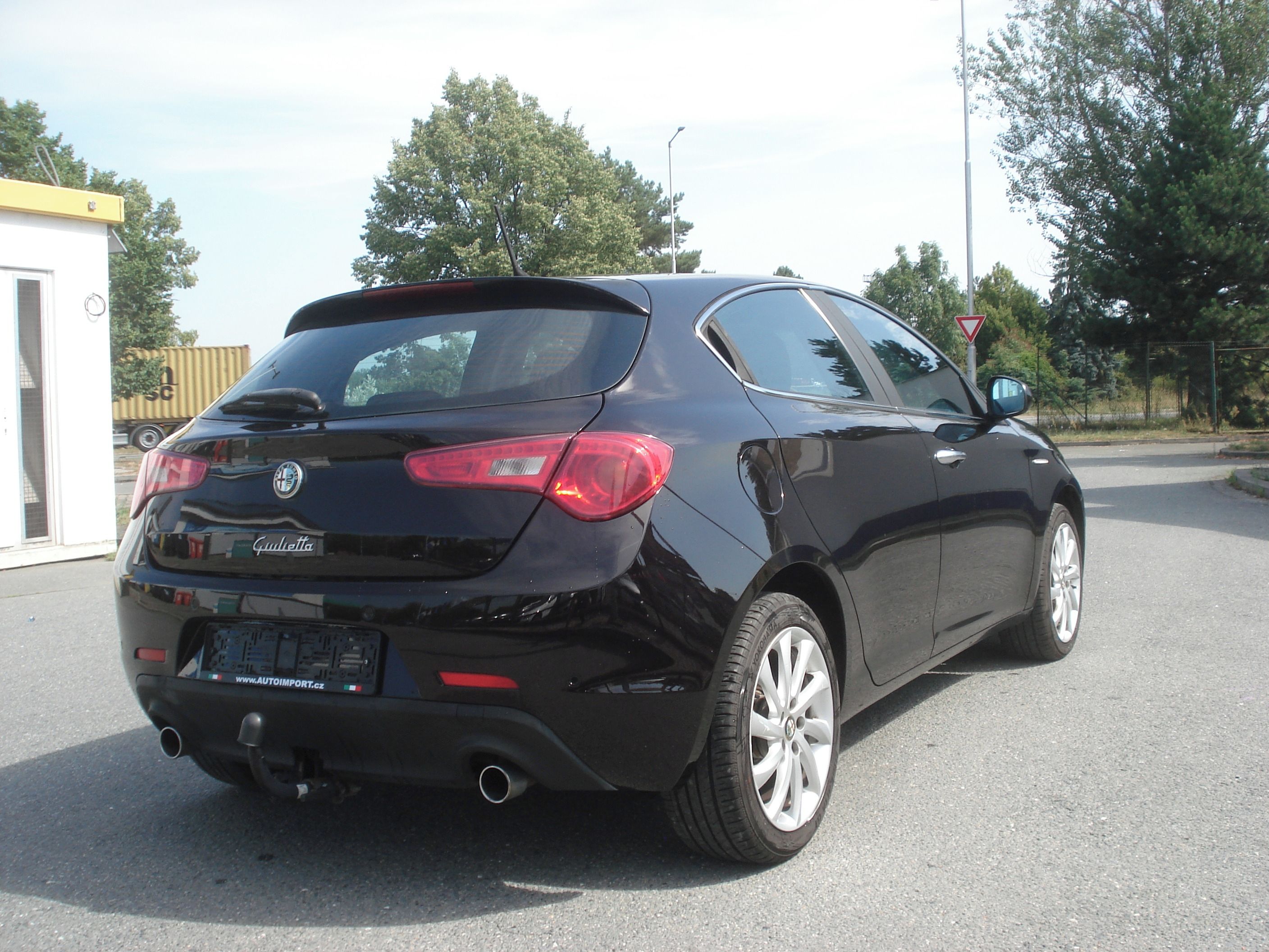 Alfa Romeo Giulietta, 2.0 JTD  TEMPOMAT TAŽNÉ - fotka 6