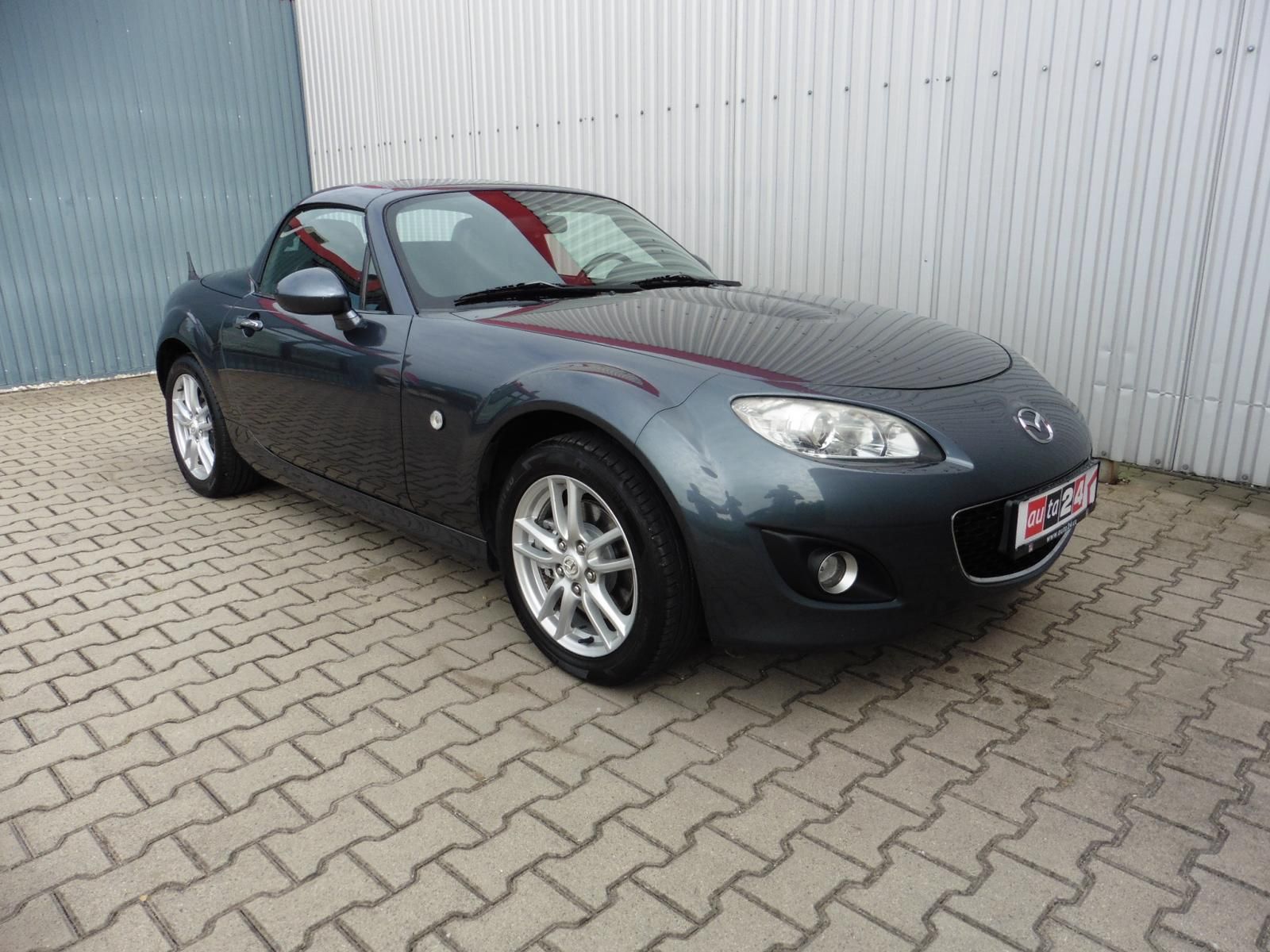 Mazda MX, NC 1.8i Roadster Coupé ... - fotka 2