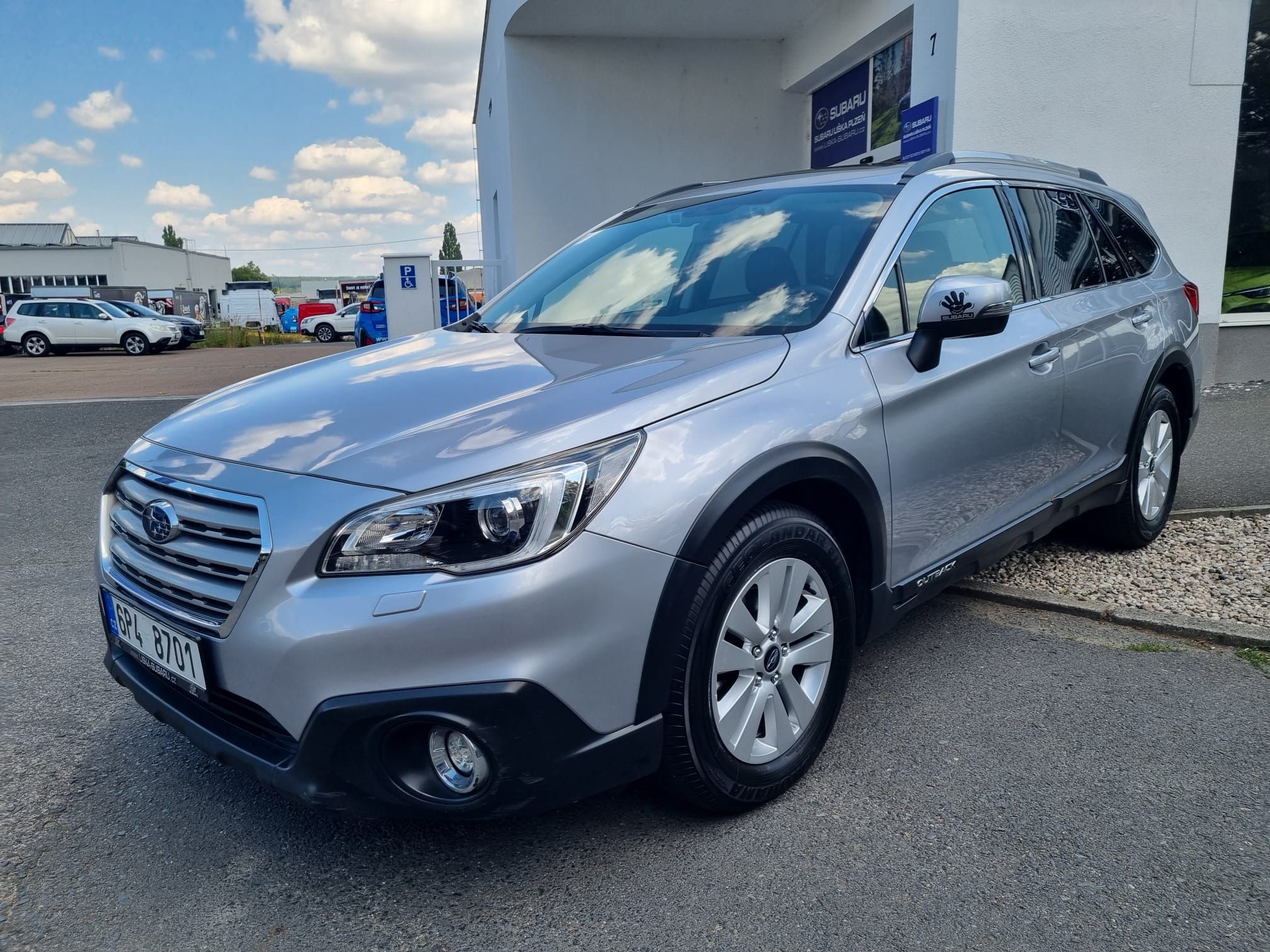 Subaru Outback, 2,5 CVT Comfort Navi ČR - fotka 3