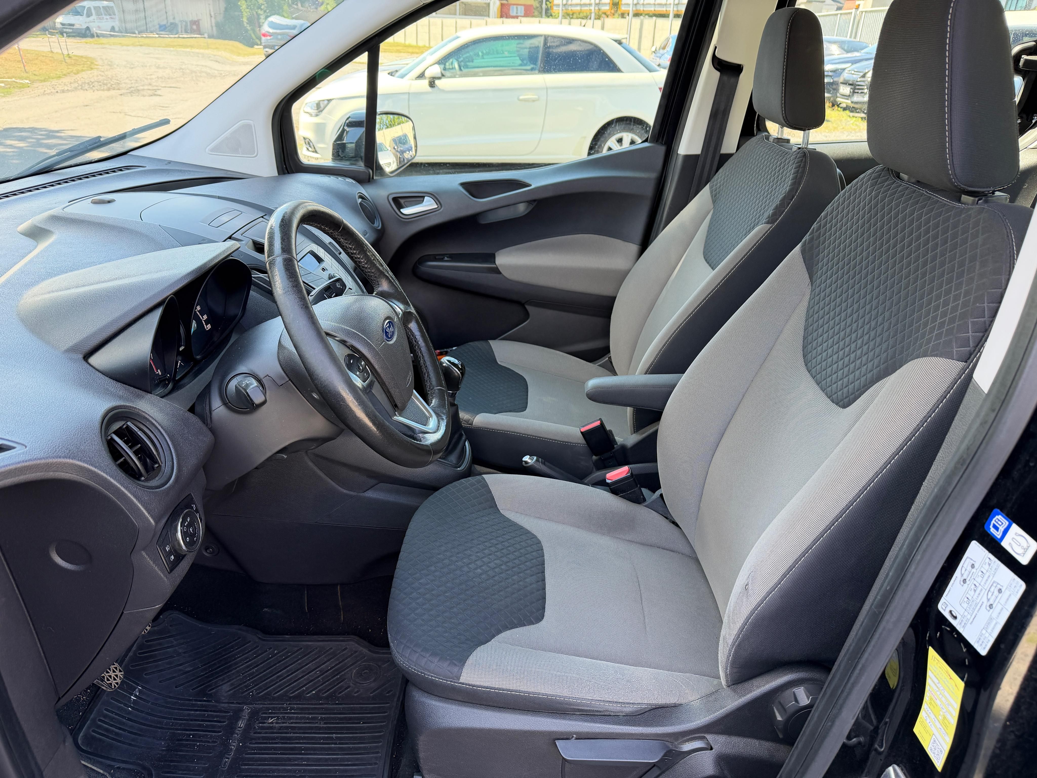 Ford Tourneo Courier, 1.0 EB KLIMA TAŽNÉ ČR DPH! - fotka 5