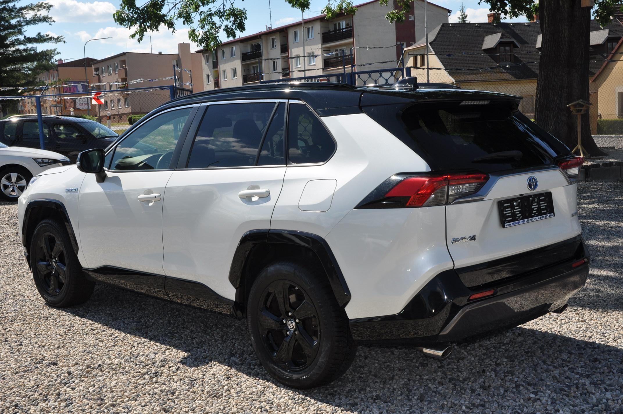 Toyota Rav4, 2.5 Hybrid 131kW 4x4 Kůže - fotka 4