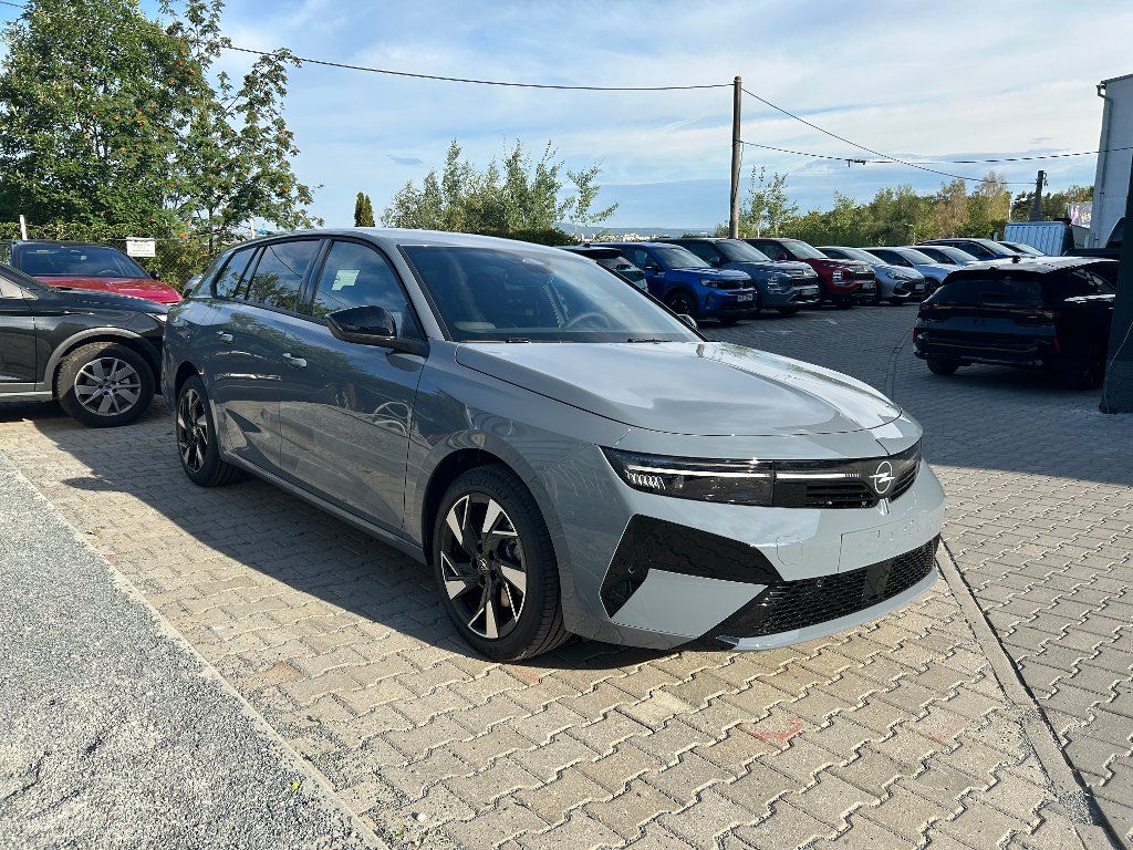Opel Astra, ST GS 1,2 Turbo 107kW AT - fotka 5