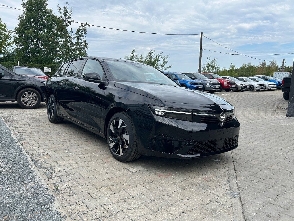 Opel Astra, ST GS 1,2 Turbo 107kW AT - fotka 5