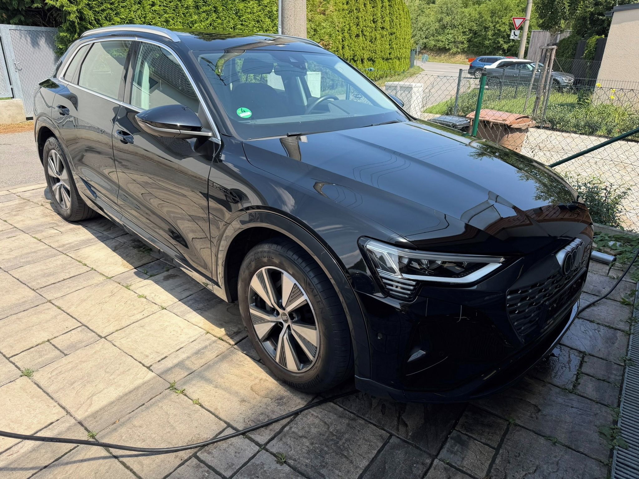 Audi Q8 e-tron, 50,asitenti,kamery okolí,kessy