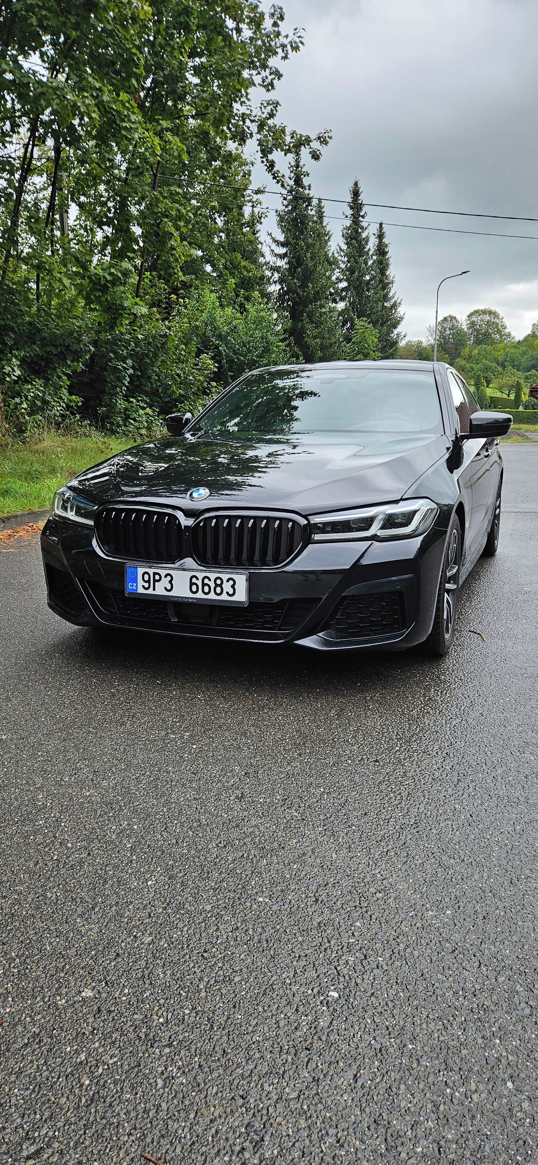 BMW Řada 5, 530d M Paket