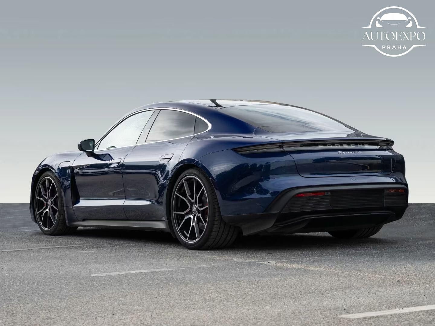 Porsche Taycan, 4S InnoDrive Performance - fotka 3