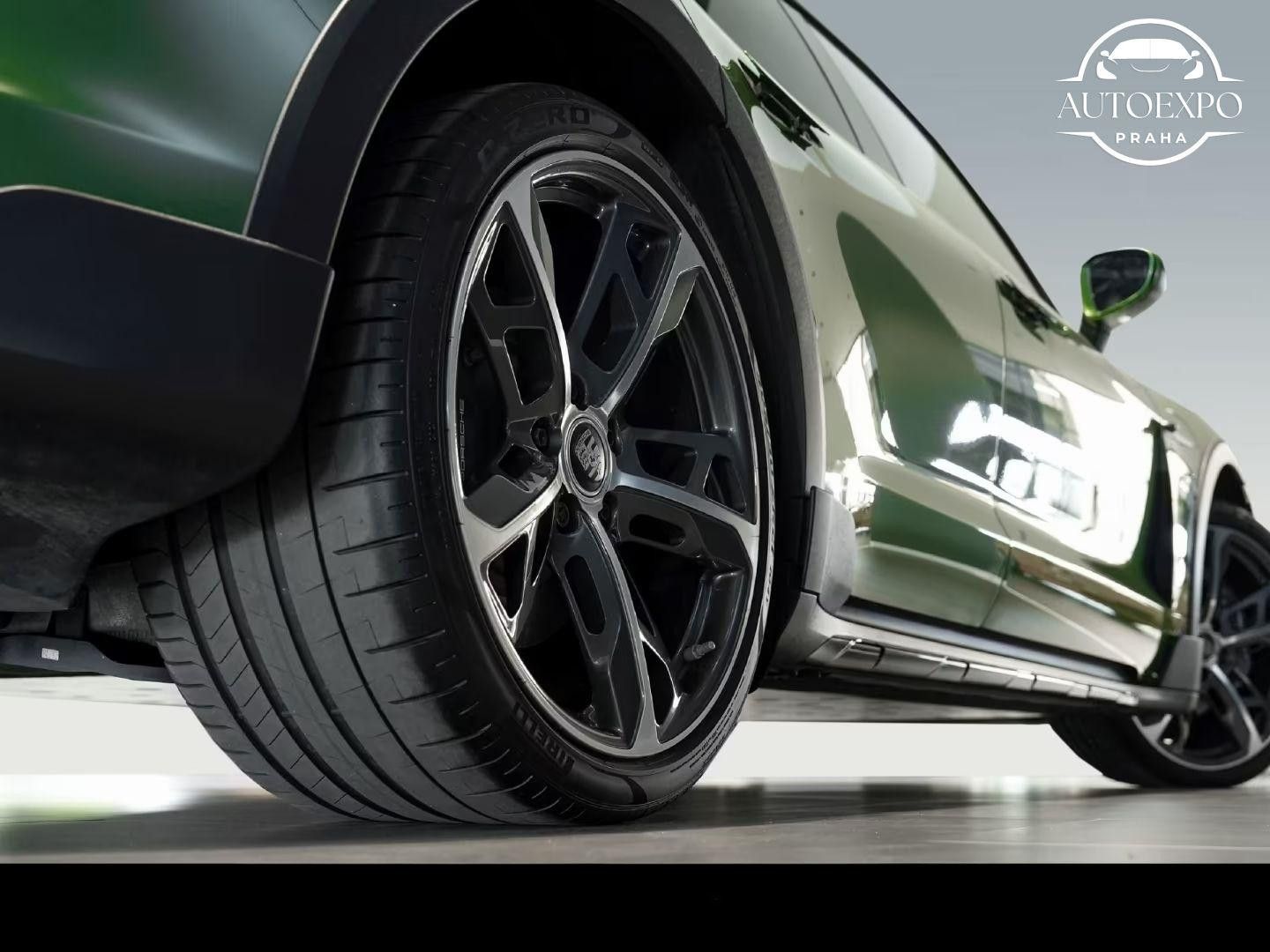 Porsche Taycan, 4 Cross Turismo - fotka 6