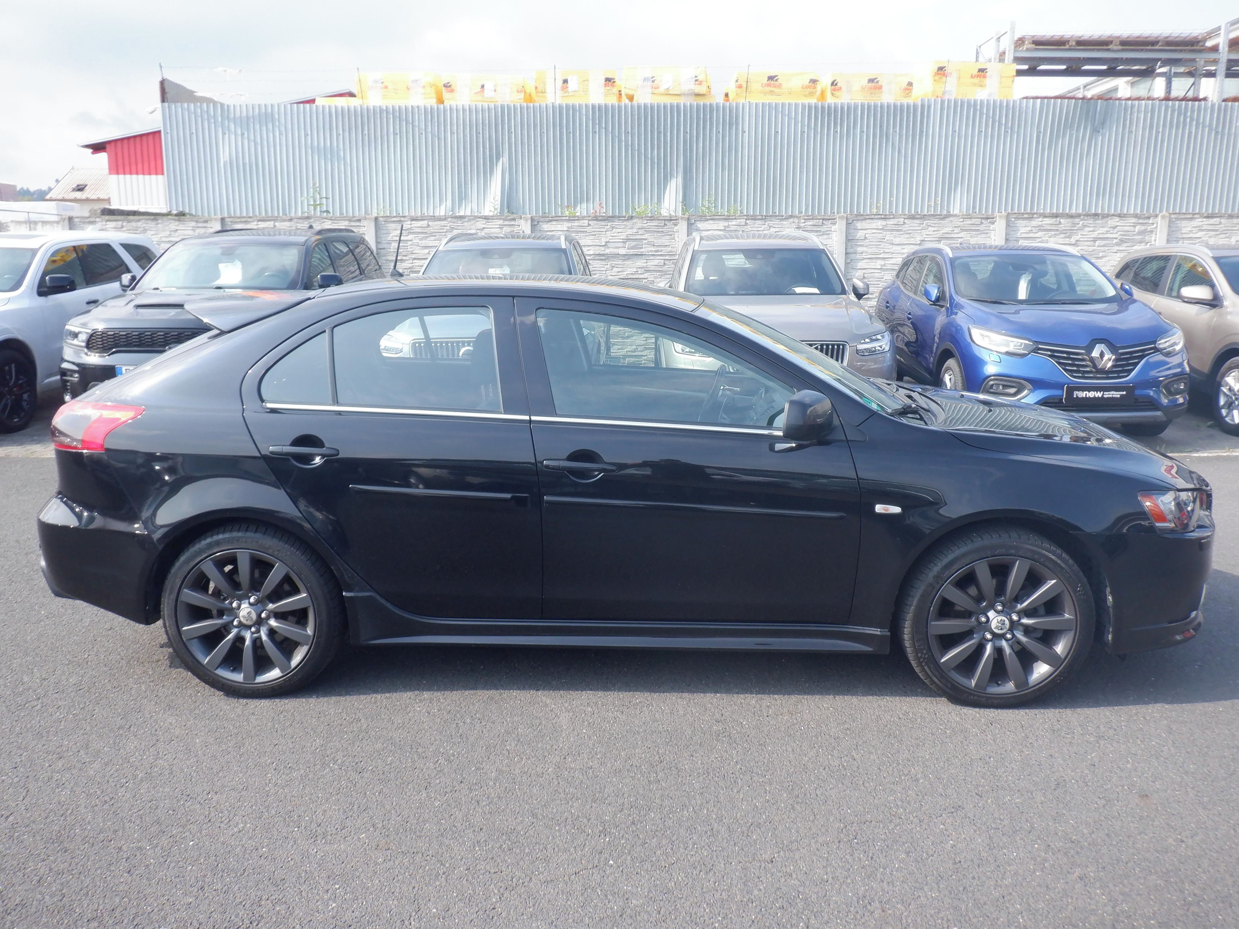 Mitsubishi Lancer, 2.0 MIVEC Turbo 177kW,4x4 - fotka 4