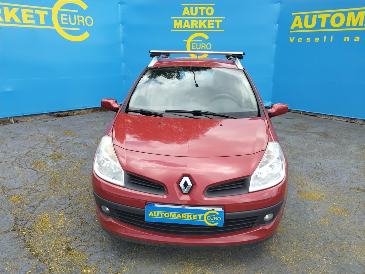 Renault Clio, 1,2 55KW Garážované, Servisova - fotka 2