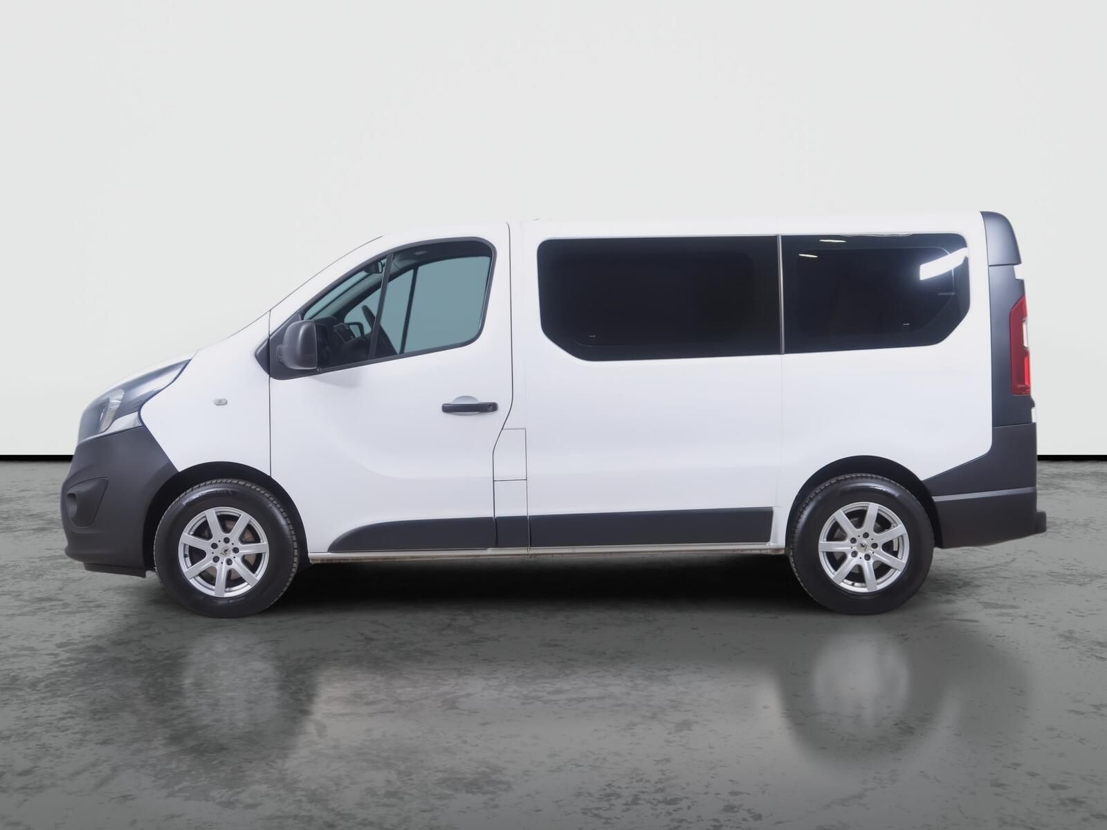 Opel Vivaro, 1.6 BiCDTI, Bus, 9Míst, Klima - fotka 3