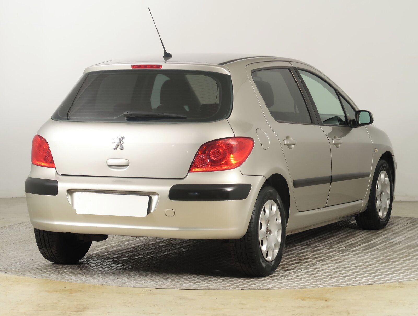 Peugeot 307, 1.6 16V, jezdí skvěle - fotka 5