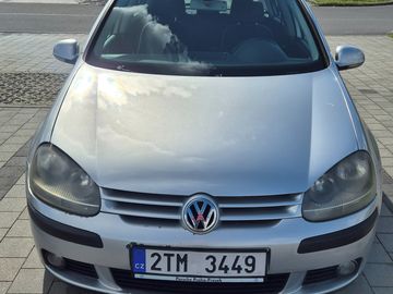 Golf 5 1.6 FSI –Nové Rozvody-N