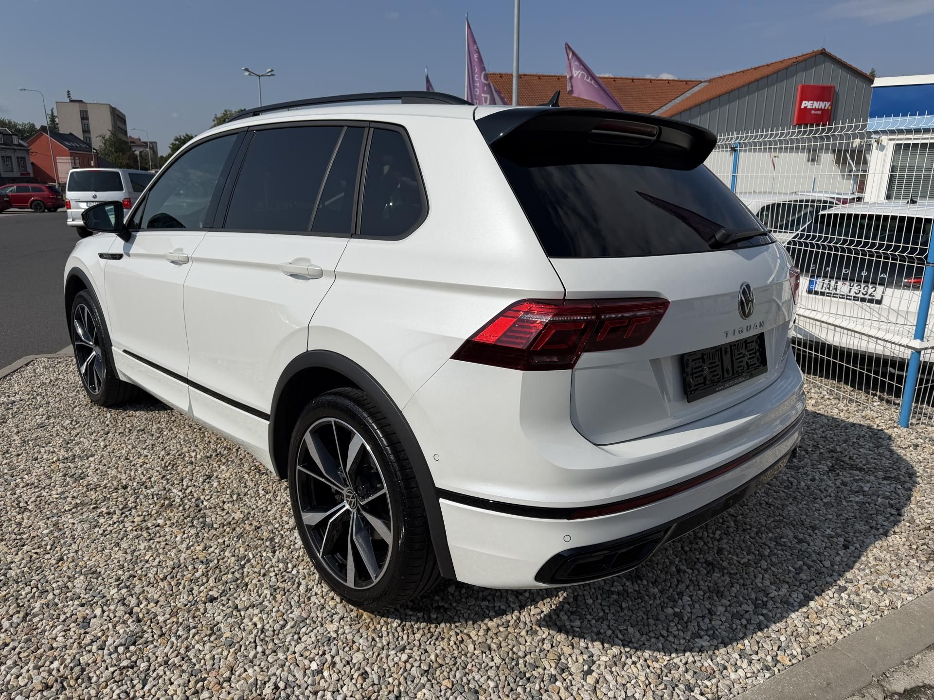 Volkswagen Tiguan, R-Line 2,0 TSi/180kW 4x4 DSG - fotka 5