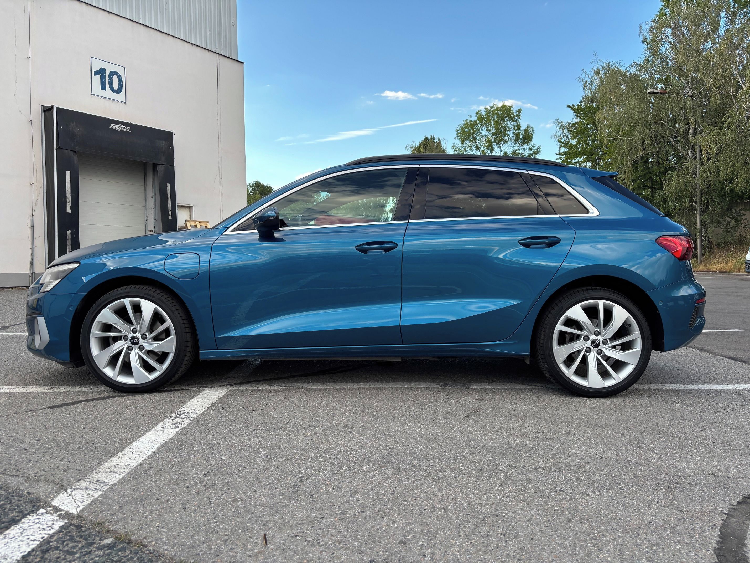Audi A3, 1,4 TFSI 40 S line paket,ČR, - fotka 2