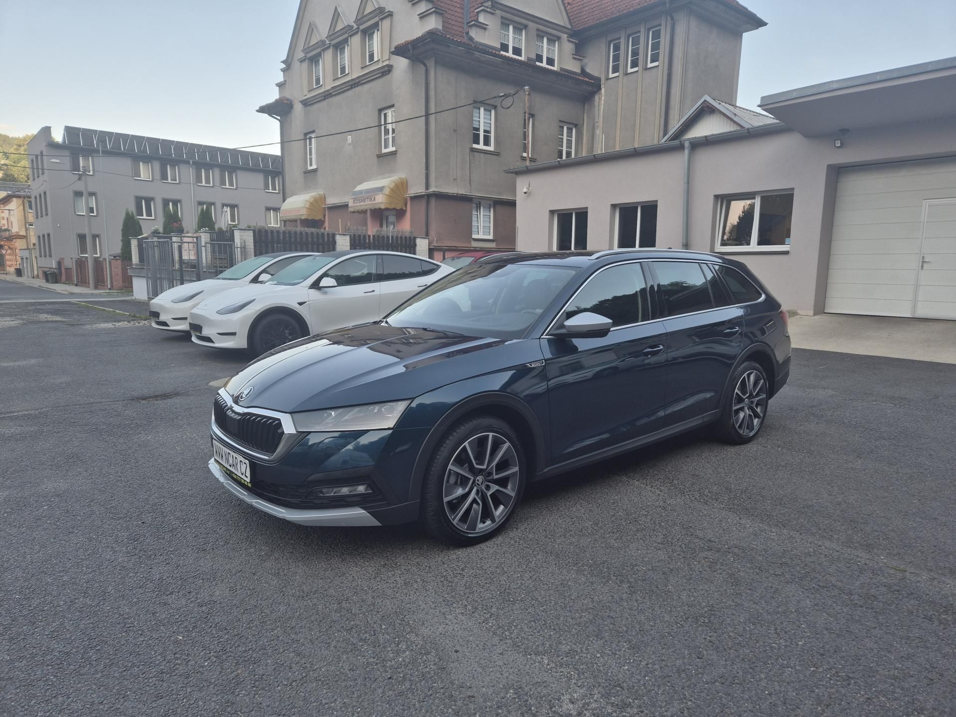 Škoda Octavia, Combi Scout TDi 147kw DSG 4x4 - fotka 2