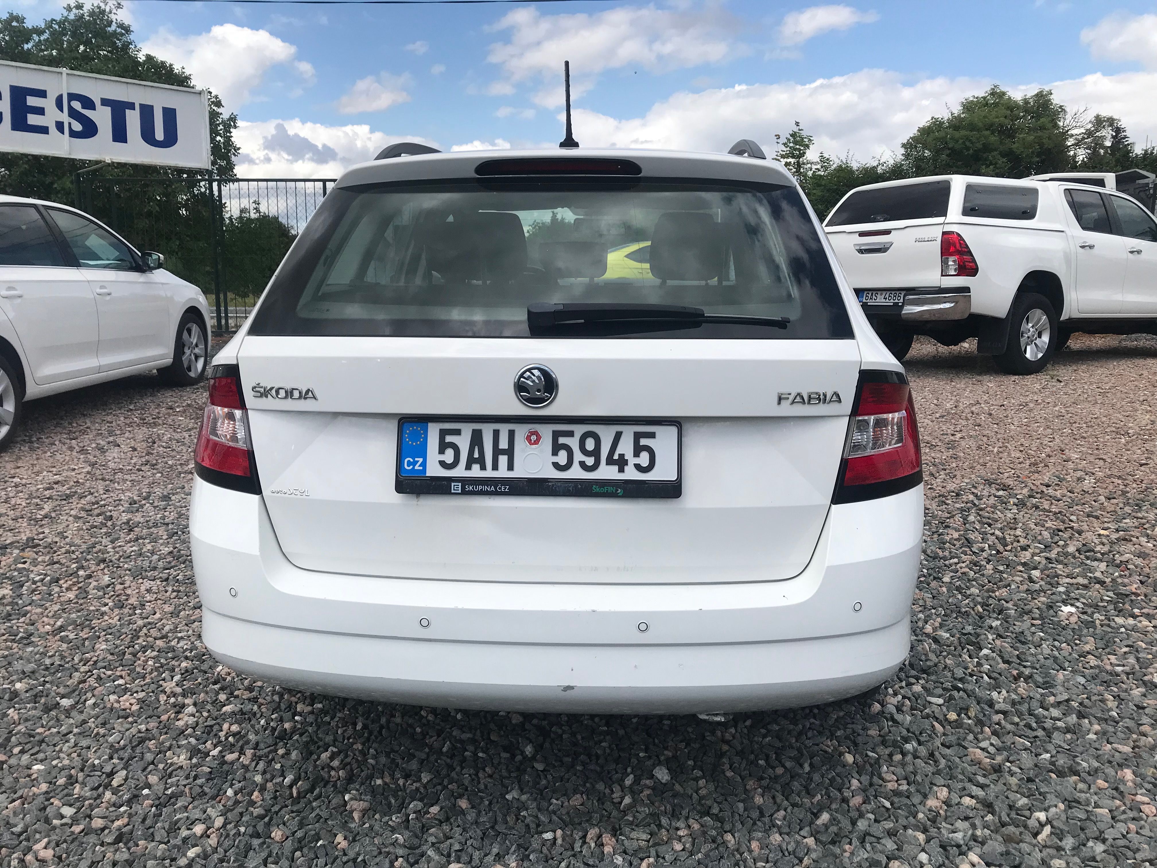 Škoda Fabia, 1.4 TDI 66 KW,KLIMA TEMPOMAT.. - fotka 5