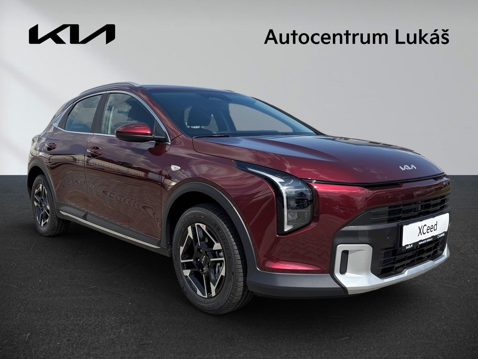 Kia XCee´d, NOVINKA skladový vůz - fotka 3