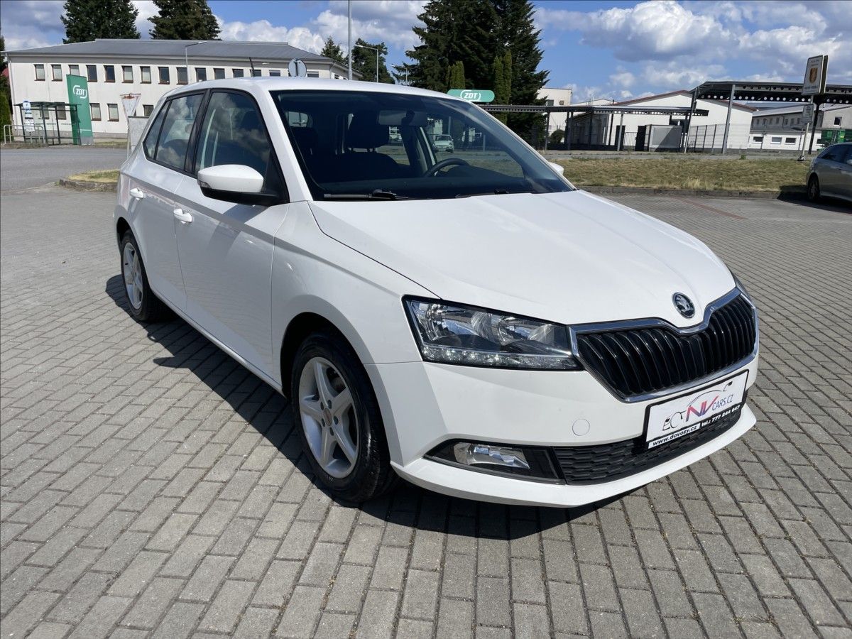 Škoda Fabia, 1,0 MPi 44kw Klima ESP Tažné, - fotka 6