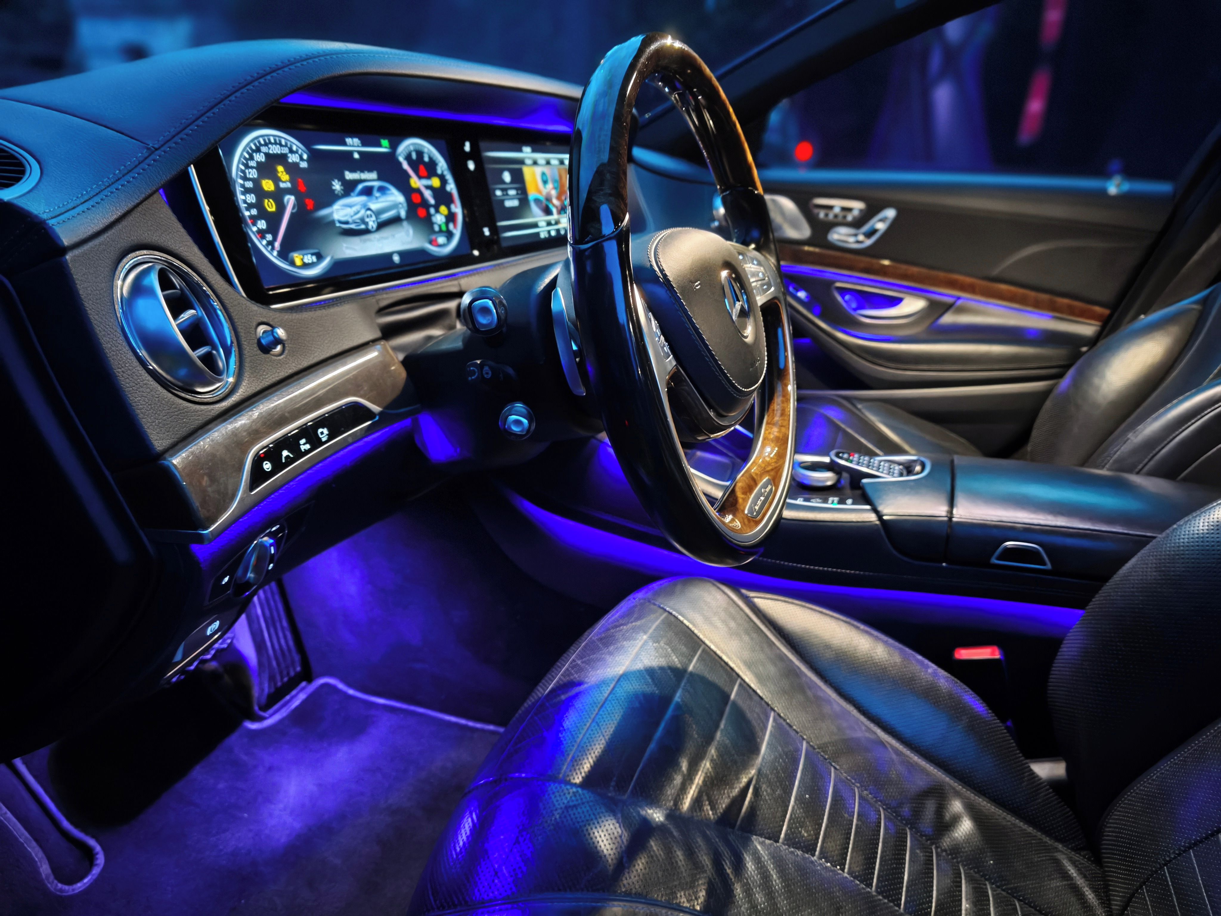 Mercedes-Benz Třídy S, Mercedes S350 CDi W222 AMG - fotka 3