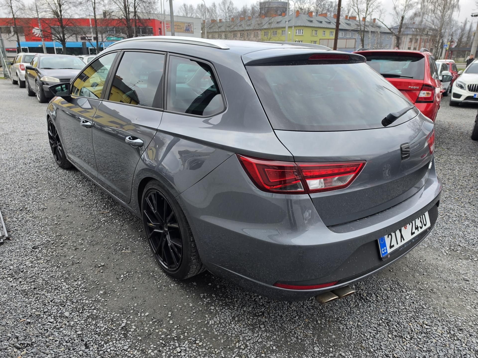 Seat Leon, 2.0 TDI FR Led - fotka 3