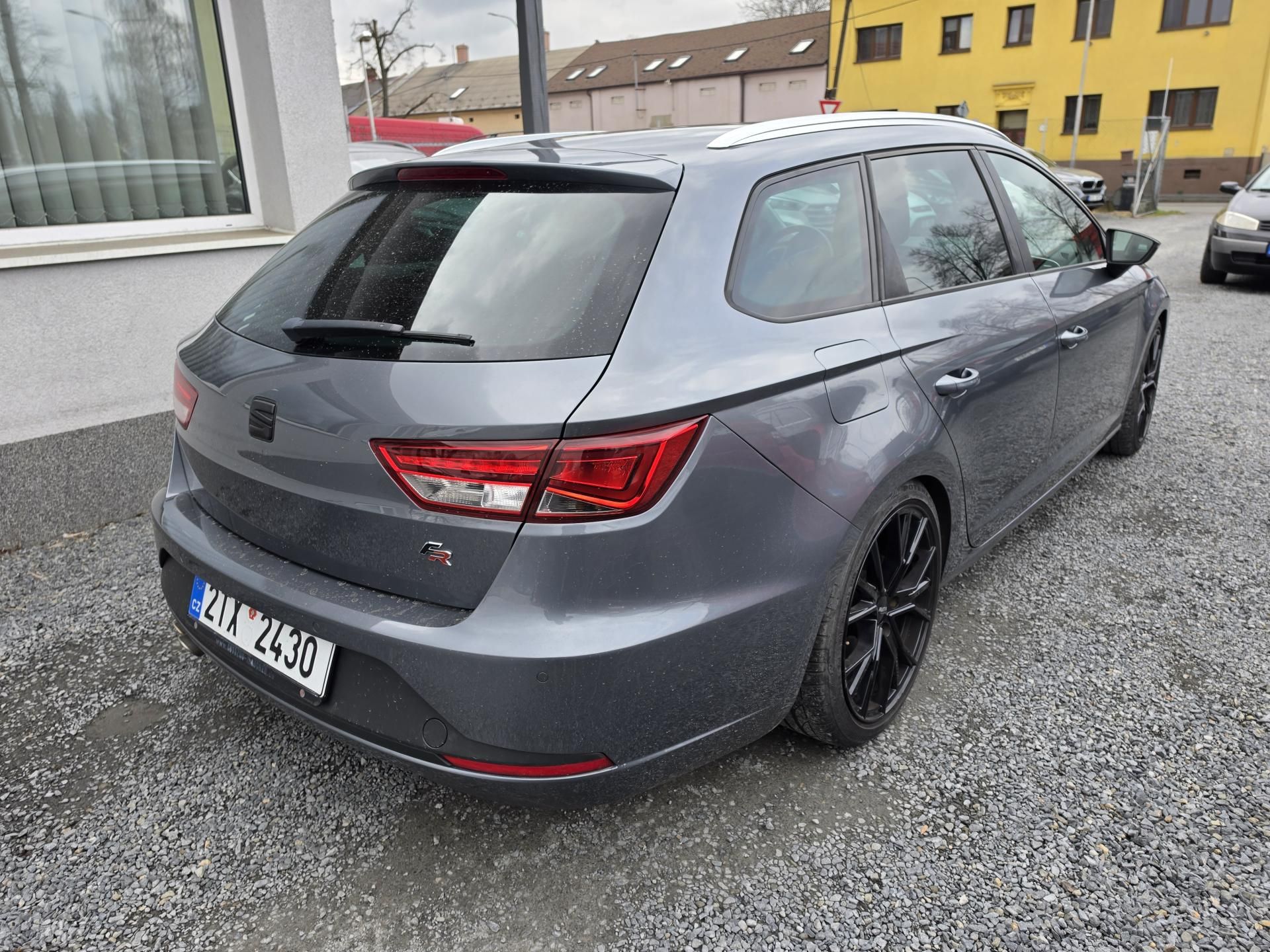 Seat Leon, 2.0 TDI FR Led - fotka 4