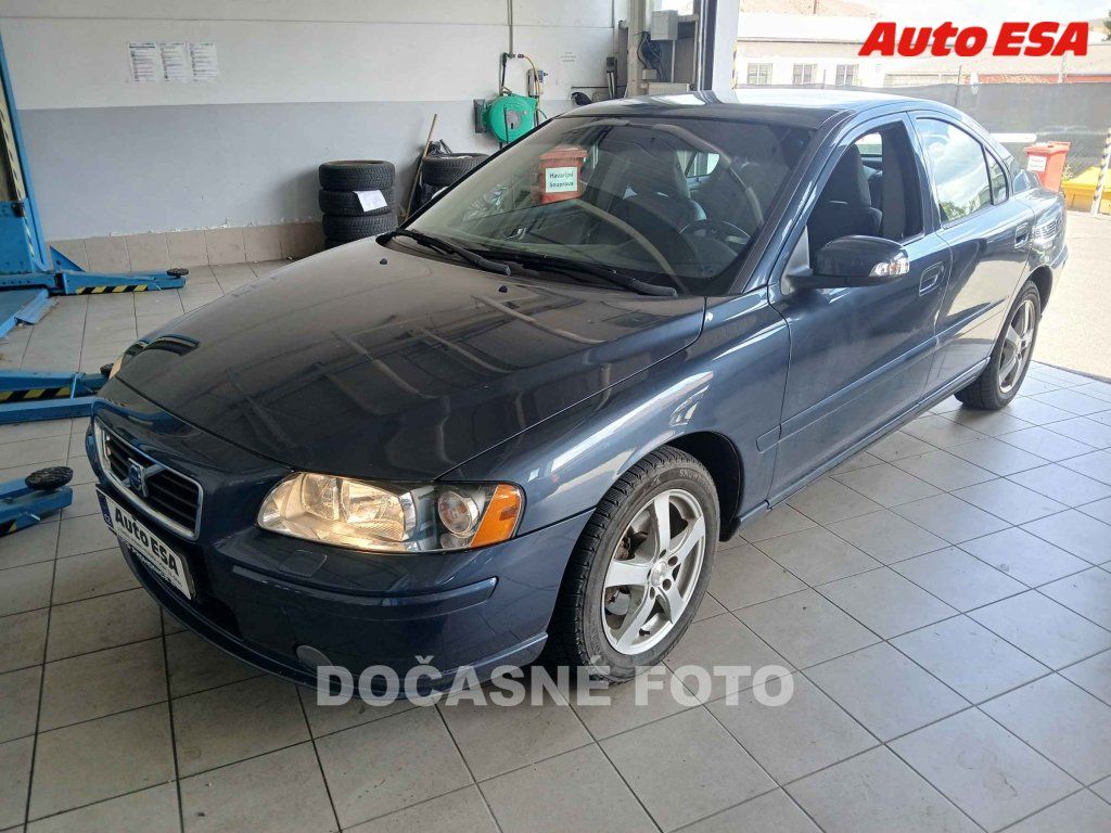 Volvo S60, 2.4i,ČR