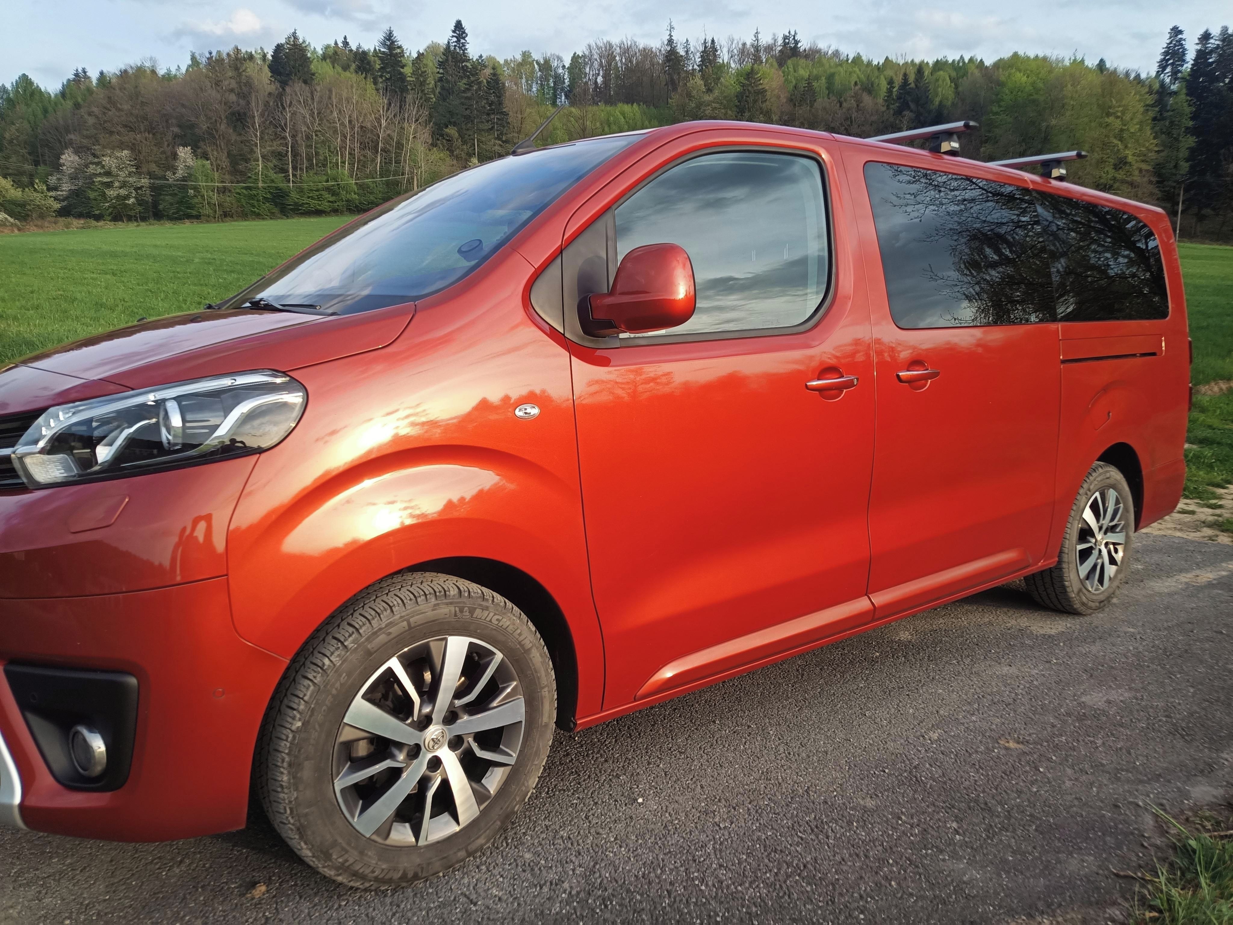 Toyota Proace, Verso 2.0TDI L2 180  8AT - fotka 4