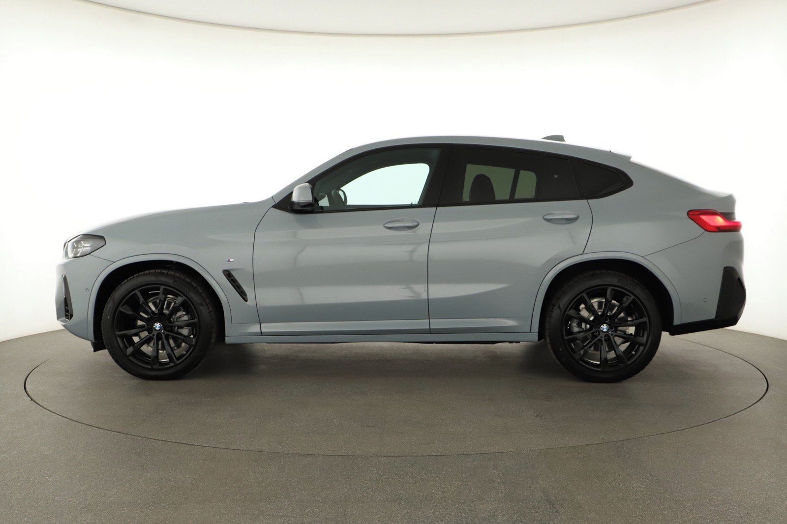 BMW X4, xDrive20d, M Sport, Navigace - fotka 3