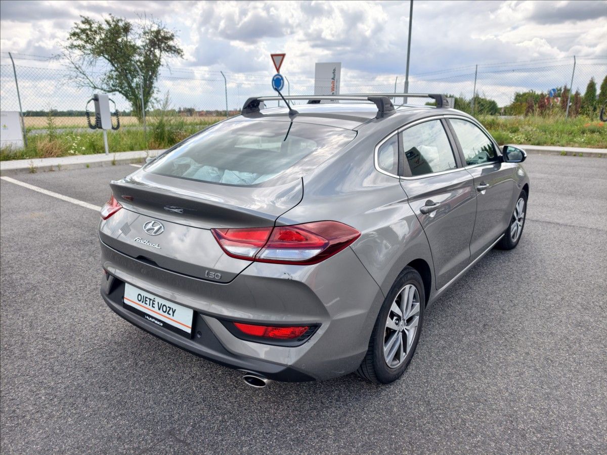 Hyundai i30, 1,0 T-GDi Comfort - fotka 2