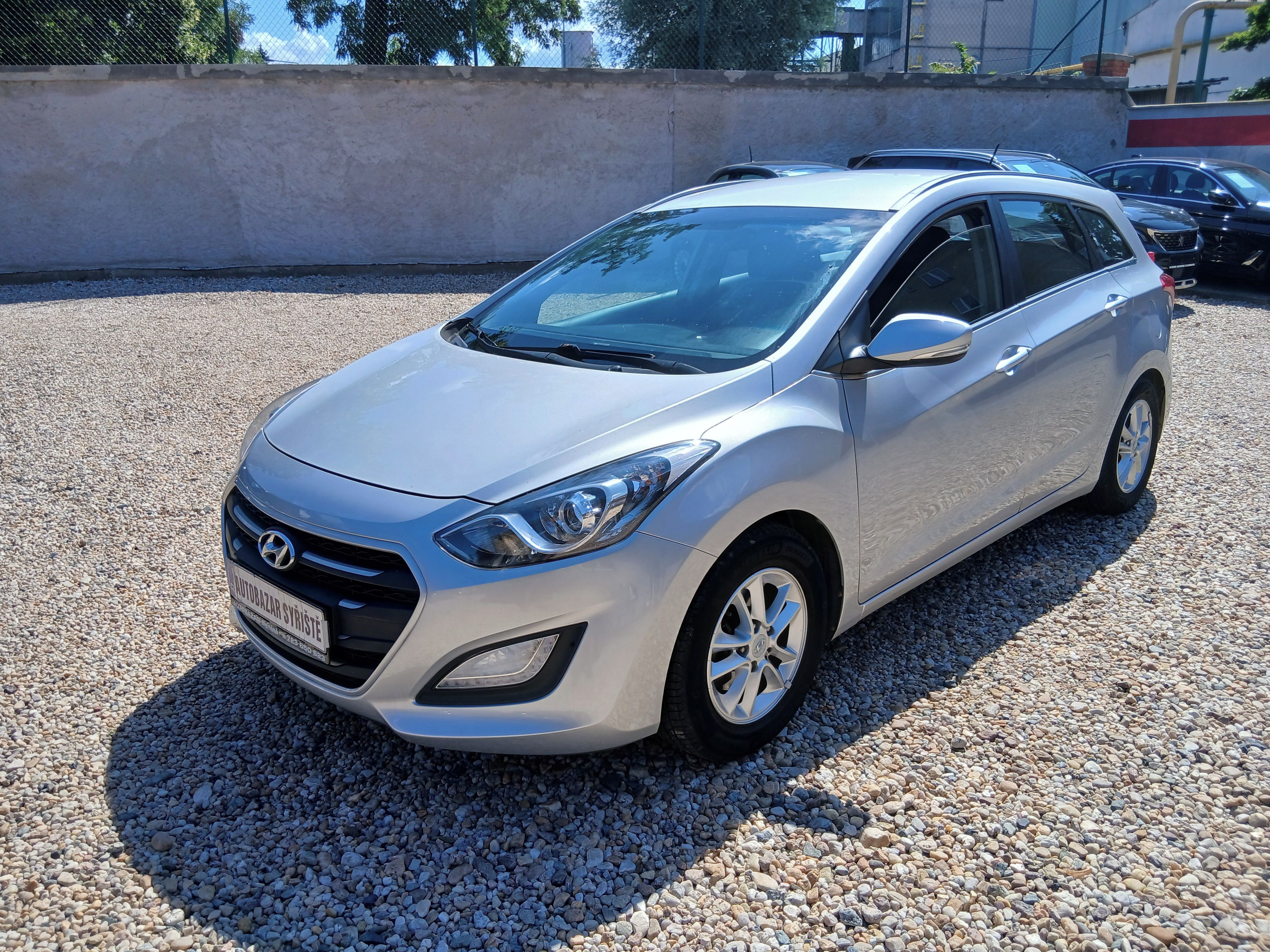 Hyundai i30, 1.6 CRDi 81KW ČR, +Zim.kola