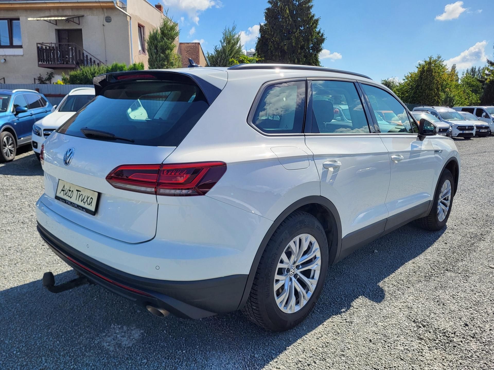 Volkswagen Touareg, 3.0 V6 TDi DSG 4MOTION - fotka 4
