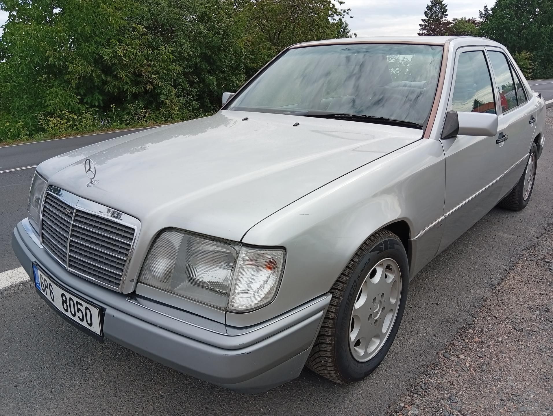 Mercedes-Benz Třídy E, E 200 D