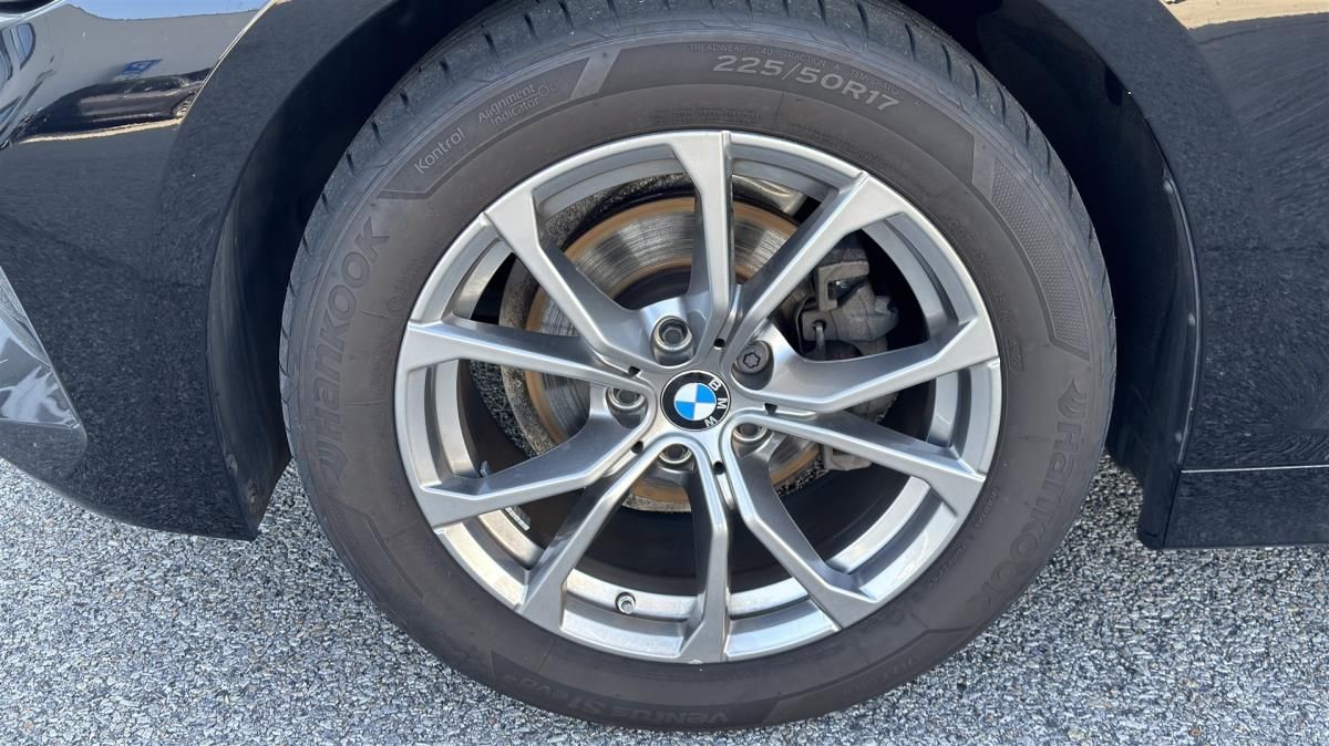 BMW Řada 3, 318d Touring - fotka 4