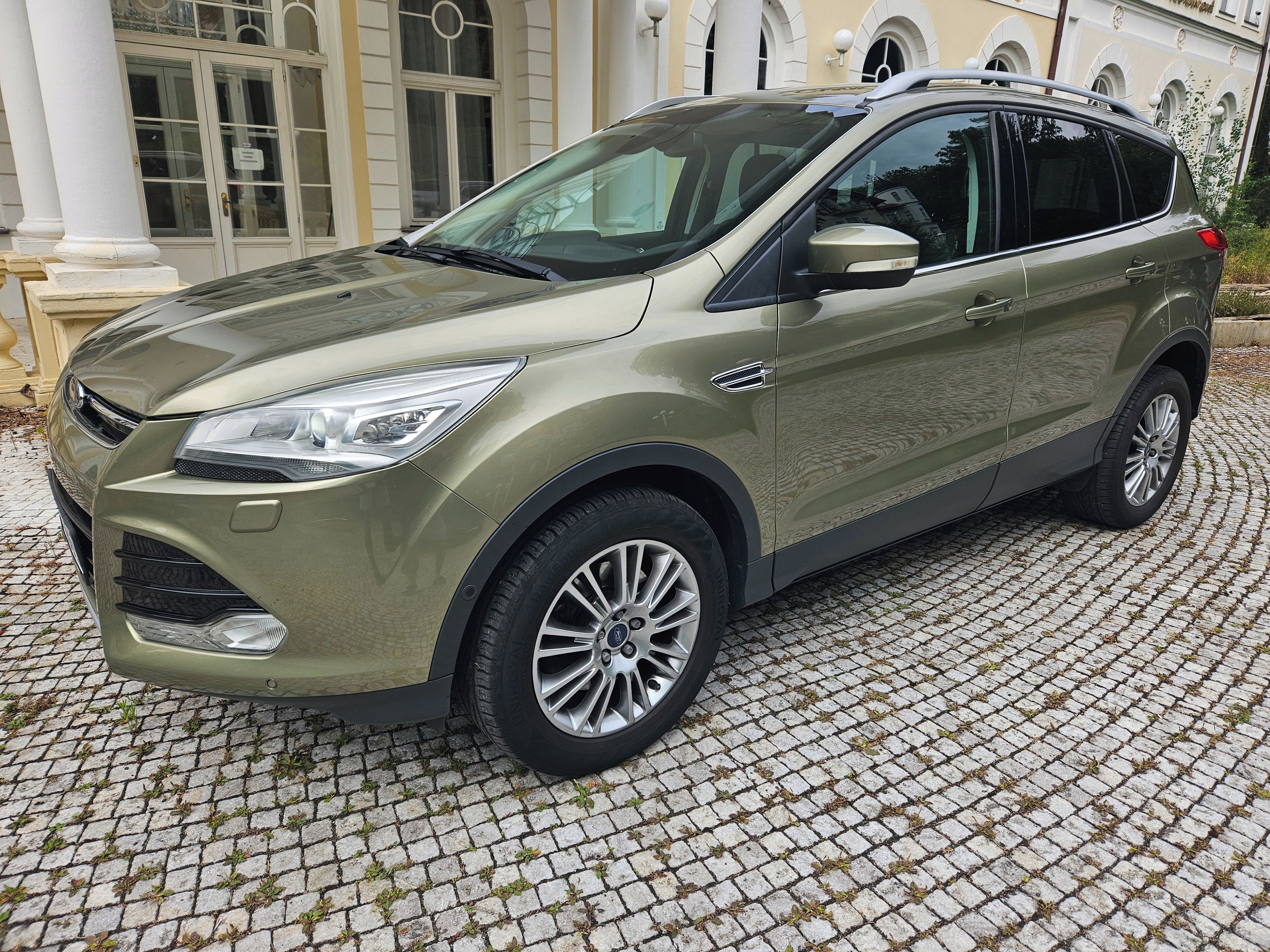 Ford Kuga, Titanium Automat 4x4 134000 km