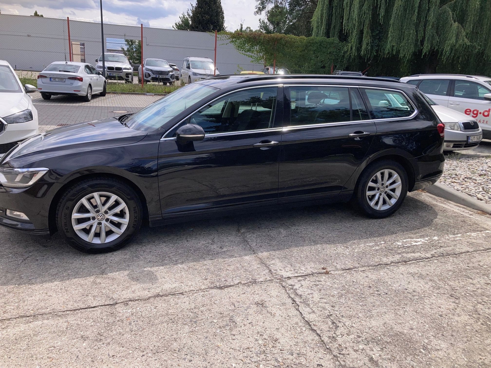 Volkswagen Passat, B8  2,0 TDI Automat - fotka 3
