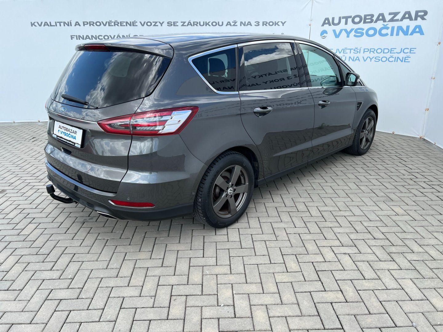 Ford S-MAX, 2.0 TDCi 132kW Titanium manuál - fotka 4