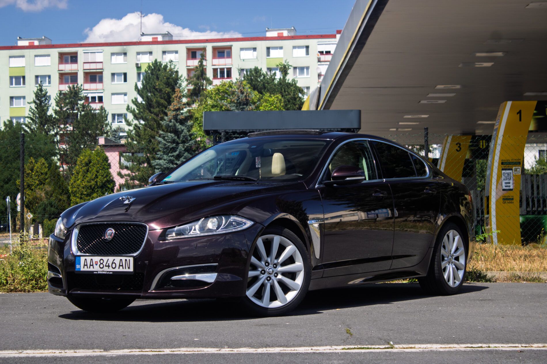 Jaguar XF