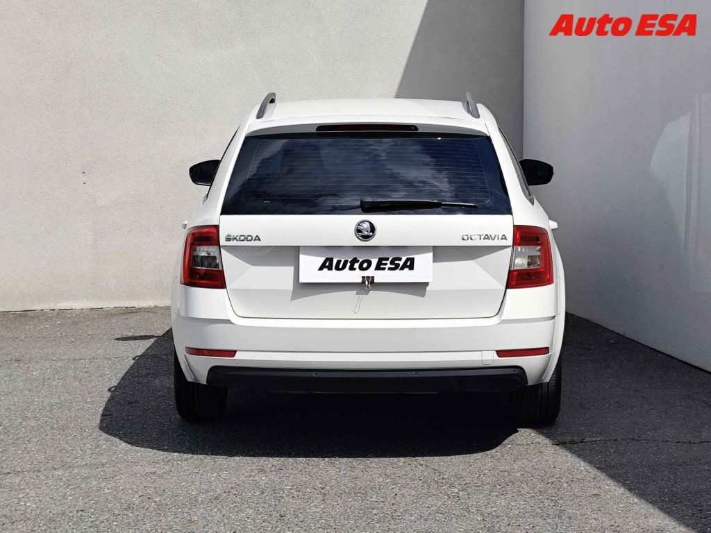 Škoda Octavia, 1.6 tdi - fotka 5