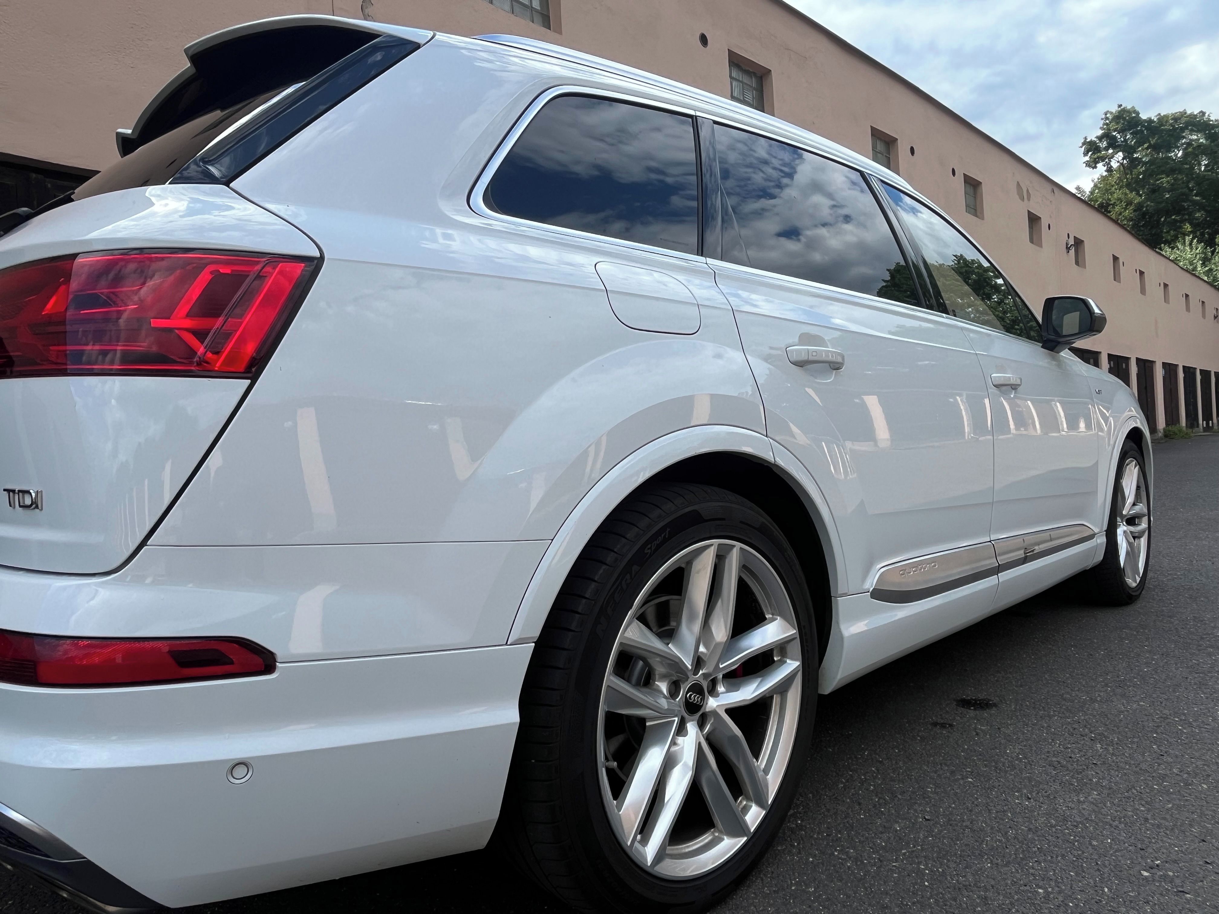Audi SQ7, DPH, night vision, HUD, masáže - fotka 4
