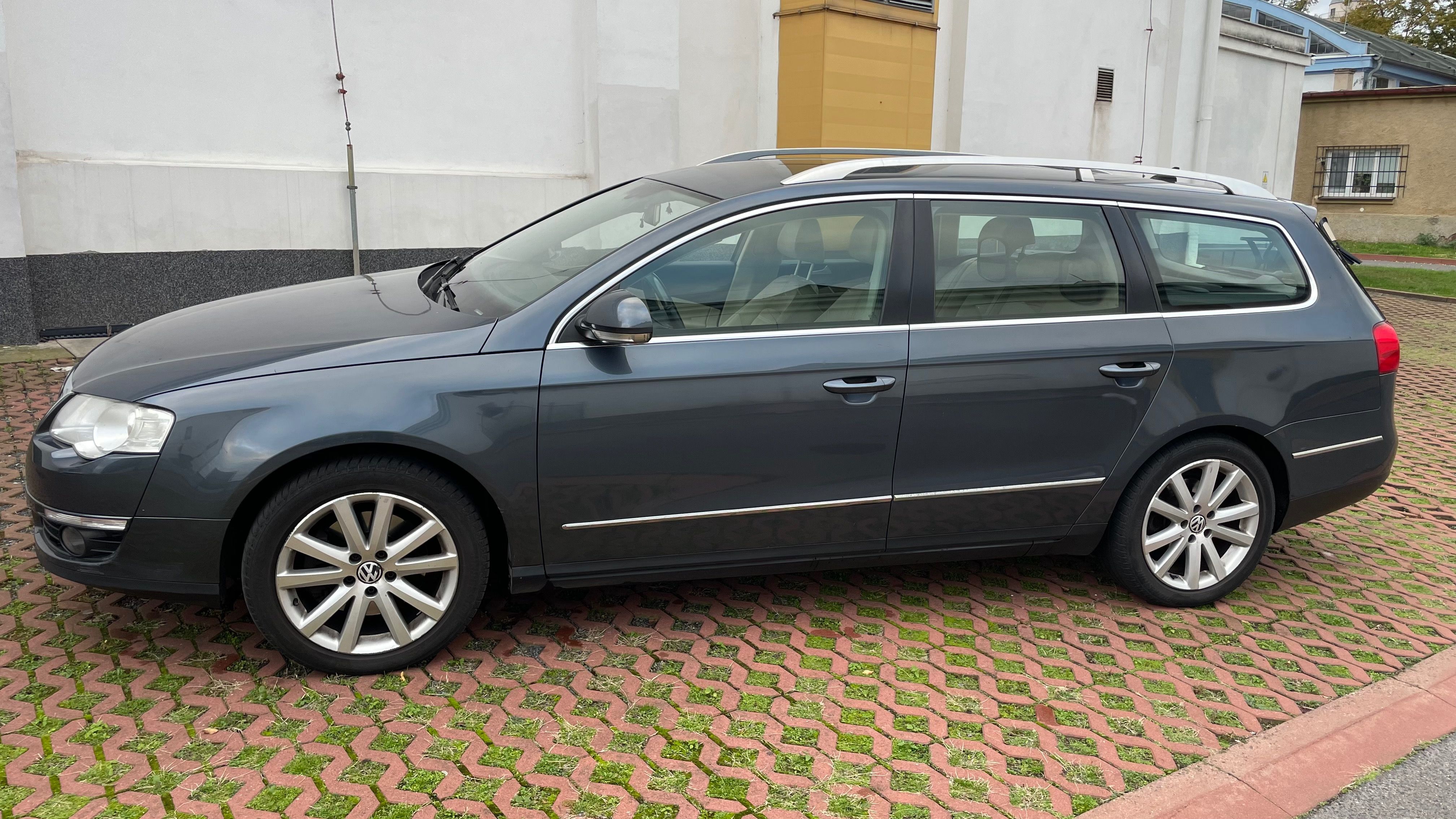 Volkswagen Passat, TOP Highline - fotka 3