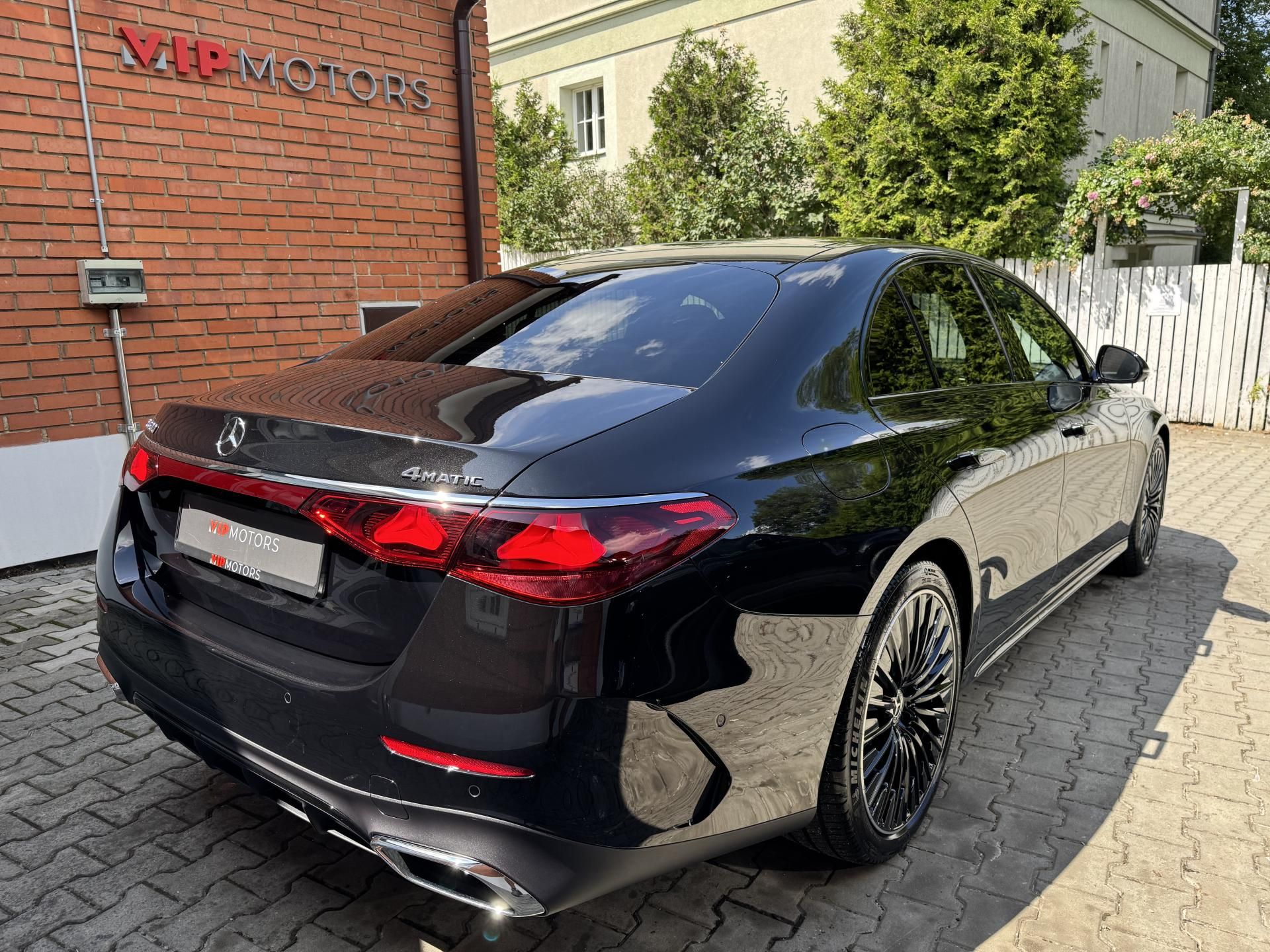 Mercedes-Benz Třídy E, E450d-4M-AMG-NEZ.T-3D-R20-ČR - fotka 6