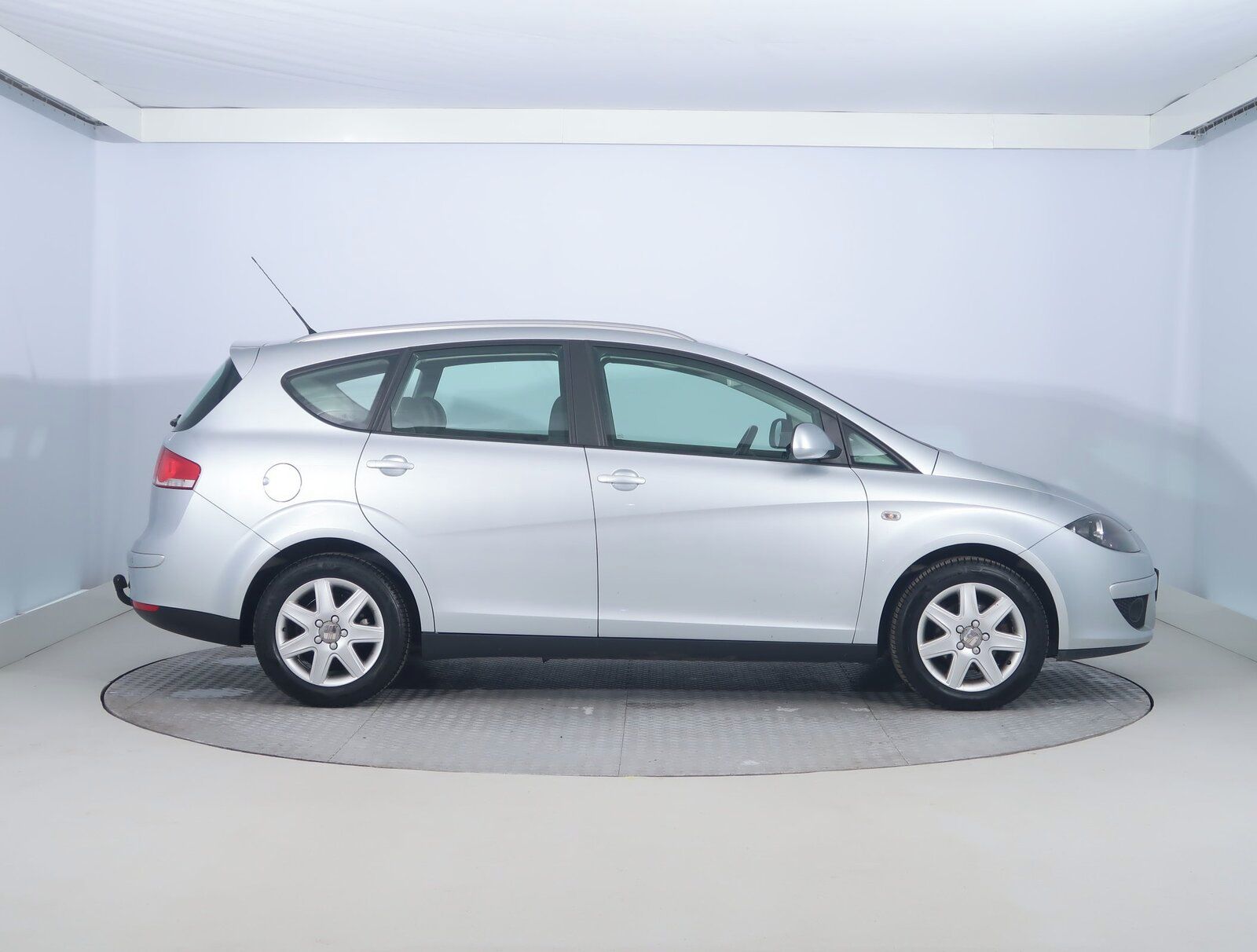 Seat Altea, 1.6, Automatická klima - fotka 6