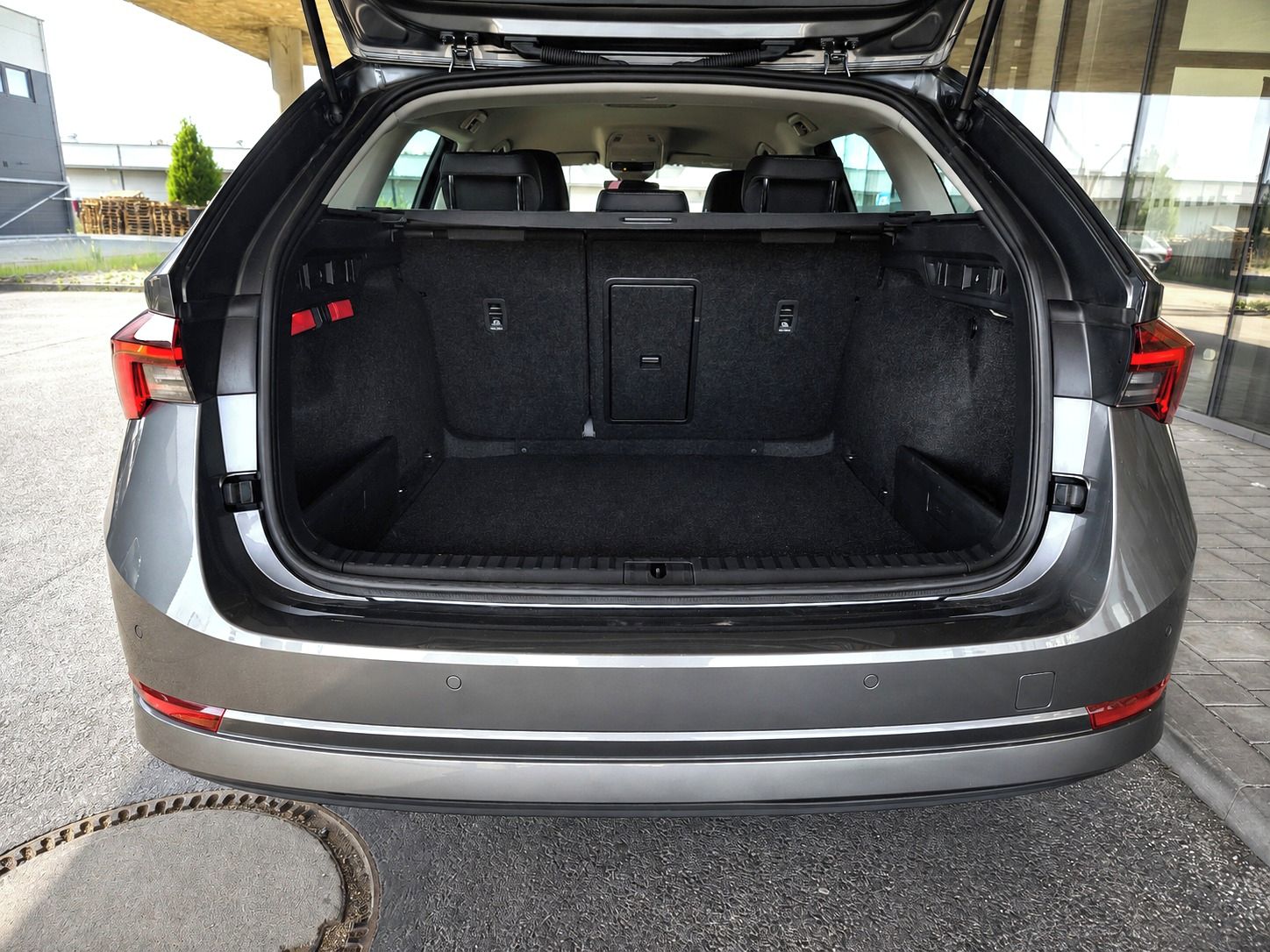 Škoda Octavia, 2.0 TDI 110kw, NEZ.TOPENÍ - fotka 5
