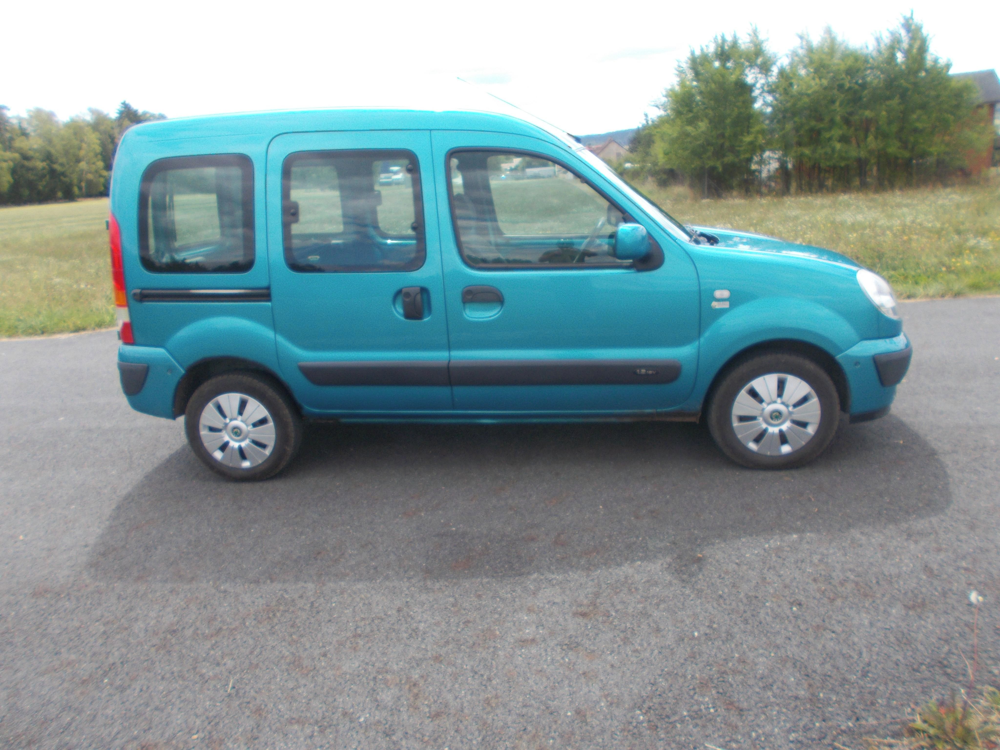 Renault Kangoo, 1,2 koup ČR ,zachovalé auto - fotka 6